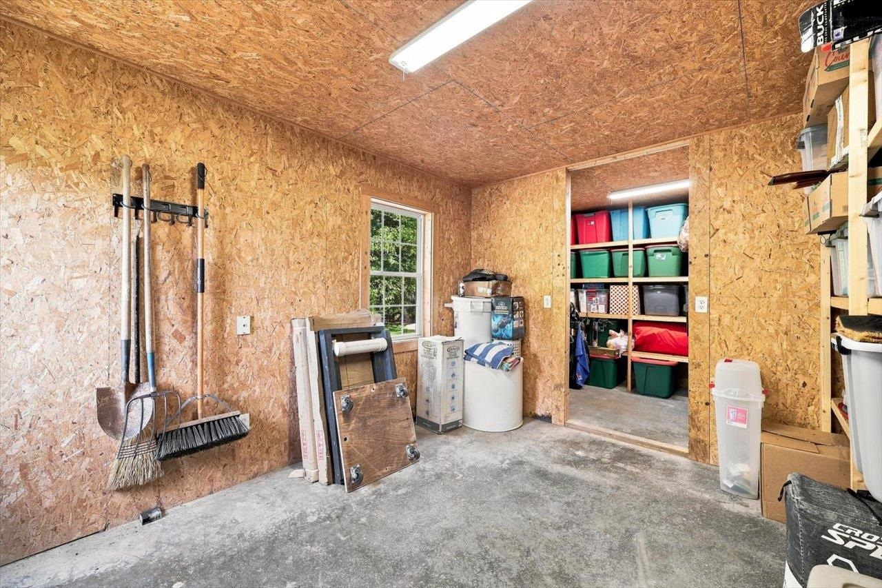 319 PARKINS LN, VERONA, Virginia 24482, 5 Bedrooms Bedrooms, ,3 BathroomsBathrooms,Residential,319 PARKINS LN,683012 MLS # 683012 319 PARKINS LN, VERONA, Virginia 24482, 5 Bedrooms Bedrooms, ,3 BathroomsBathrooms,Residential,319 PARKINS LN,683012 MLS # 683012