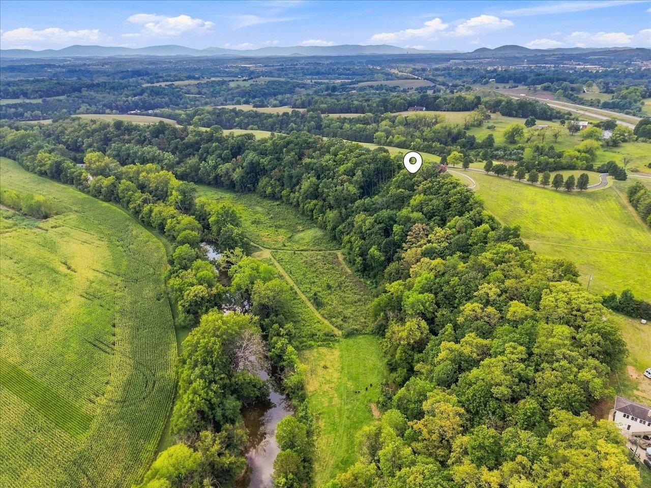 319 PARKINS LN, VERONA, Virginia 24482, 5 Bedrooms Bedrooms, ,3 BathroomsBathrooms,Residential,319 PARKINS LN,683012 MLS # 683012 319 PARKINS LN, VERONA, Virginia 24482, 5 Bedrooms Bedrooms, ,3 BathroomsBathrooms,Residential,319 PARKINS LN,683012 MLS # 683012