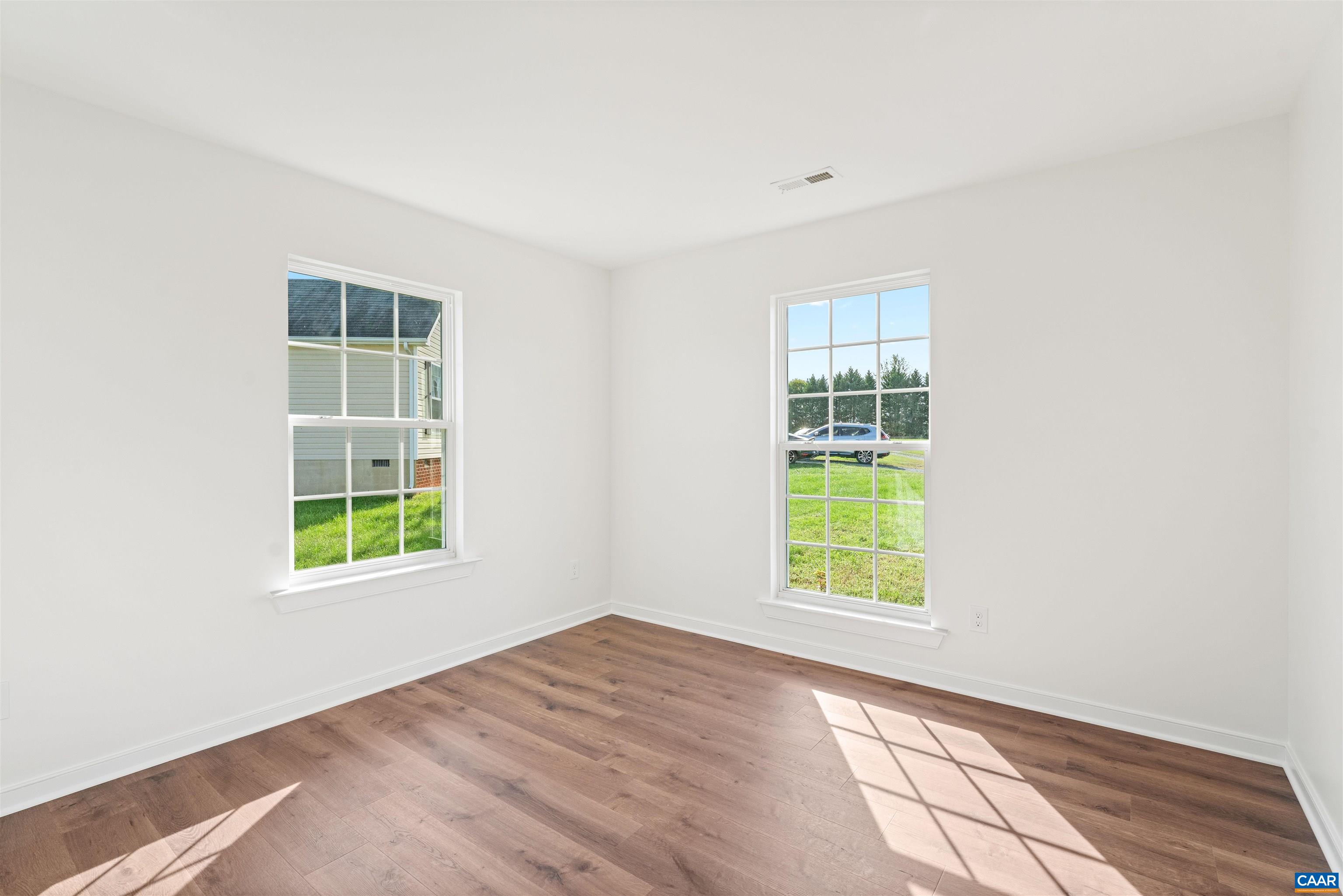 307 IRONHOUND DR, TROY, Virginia 22974, 3 Bedrooms Bedrooms, ,2 BathroomsBathrooms,Residential,307 IRONHOUND DR,683013 MLS # 683013