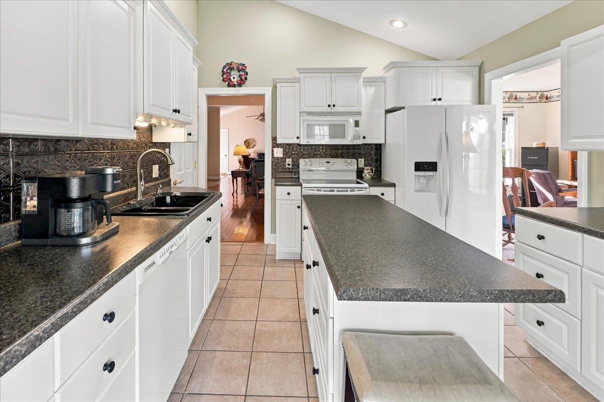 19 SAINT IVES DR, FISHERSVILLE, Virginia 22939, 2 Bedrooms Bedrooms, ,2 BathroomsBathrooms,Residential,Ivy Ridge Townhomes,19 SAINT IVES DR,683017 MLS # 683017 19 SAINT IVES DR, FISHERSVILLE, Virginia 22939, 2 Bedrooms Bedrooms, ,2 BathroomsBathrooms,Residential,Ivy Ridge Townhomes,19 SAINT IVES DR,683017 MLS # 683017