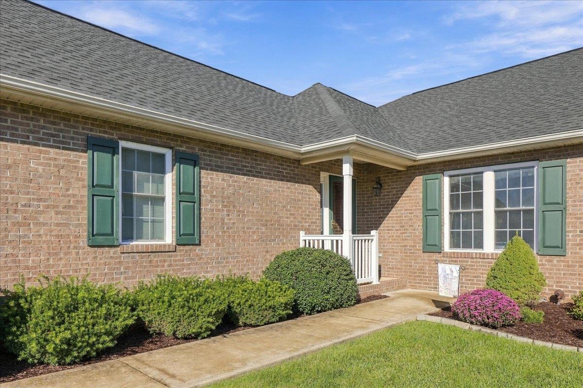 19 SAINT IVES DR, FISHERSVILLE, Virginia 22939, 2 Bedrooms Bedrooms, ,2 BathroomsBathrooms,Residential,Ivy Ridge Townhomes,19 SAINT IVES DR,683017 MLS # 683017 19 SAINT IVES DR, FISHERSVILLE, Virginia 22939, 2 Bedrooms Bedrooms, ,2 BathroomsBathrooms,Residential,Ivy Ridge Townhomes,19 SAINT IVES DR,683017 MLS # 683017