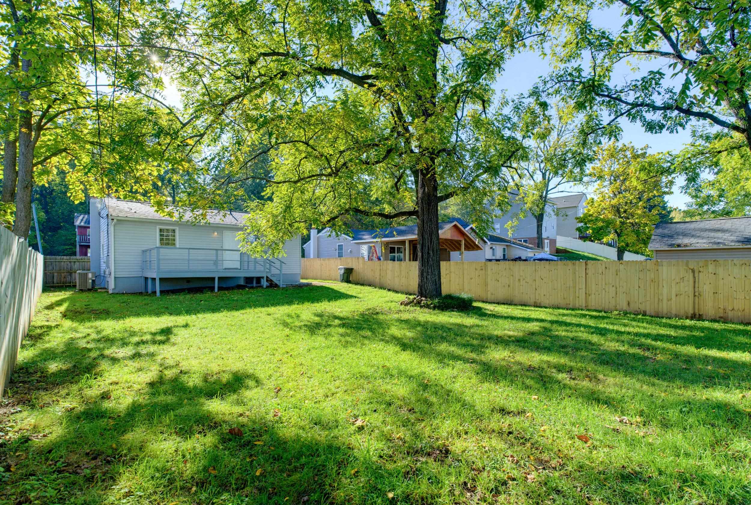 217 S WINCHESTER AVE, WAYNESBORO, Virginia 22980, 2 Bedrooms Bedrooms, ,1 BathroomBathrooms,Residential,217 S WINCHESTER AVE,683029 MLS # 683029 217 S WINCHESTER AVE, WAYNESBORO, Virginia 22980, 2 Bedrooms Bedrooms, ,1 BathroomBathrooms,Residential,217 S WINCHESTER AVE,683029 MLS # 683029