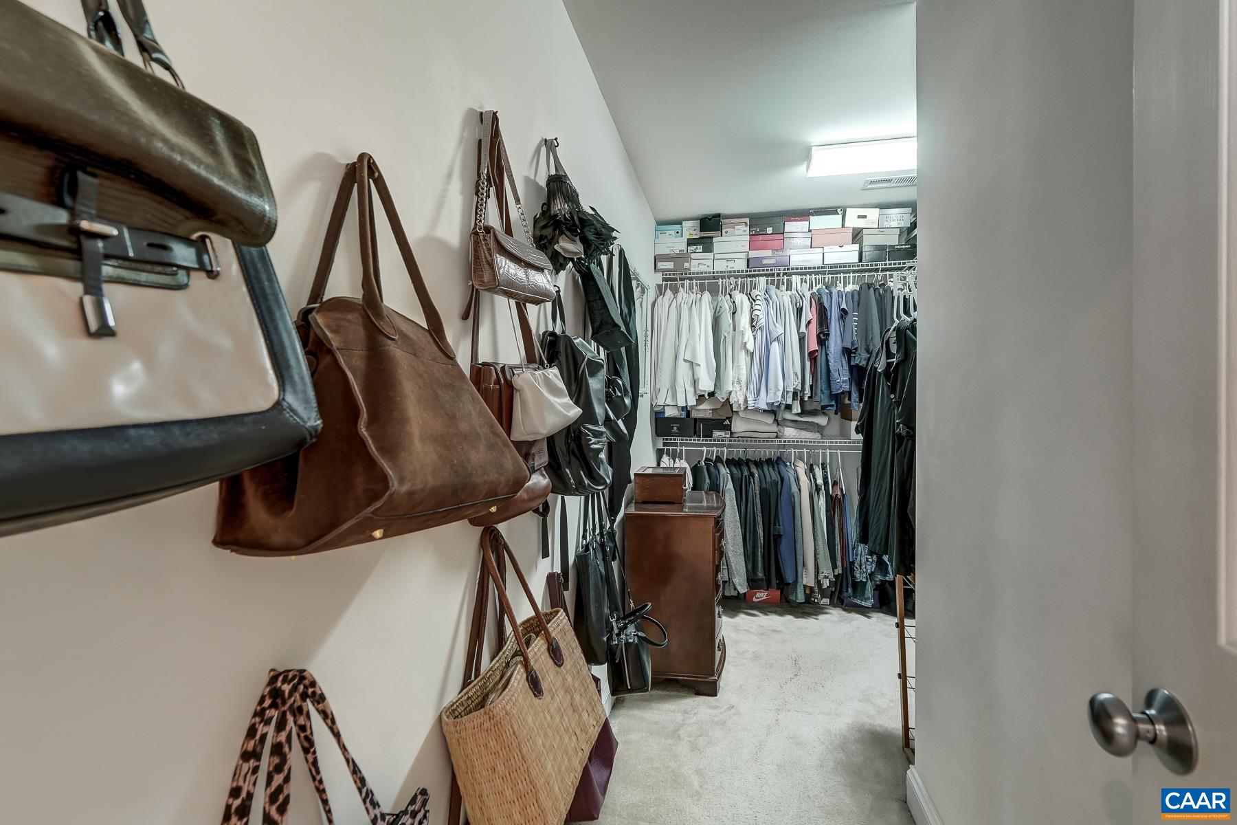 Walk in closet Walk in closet