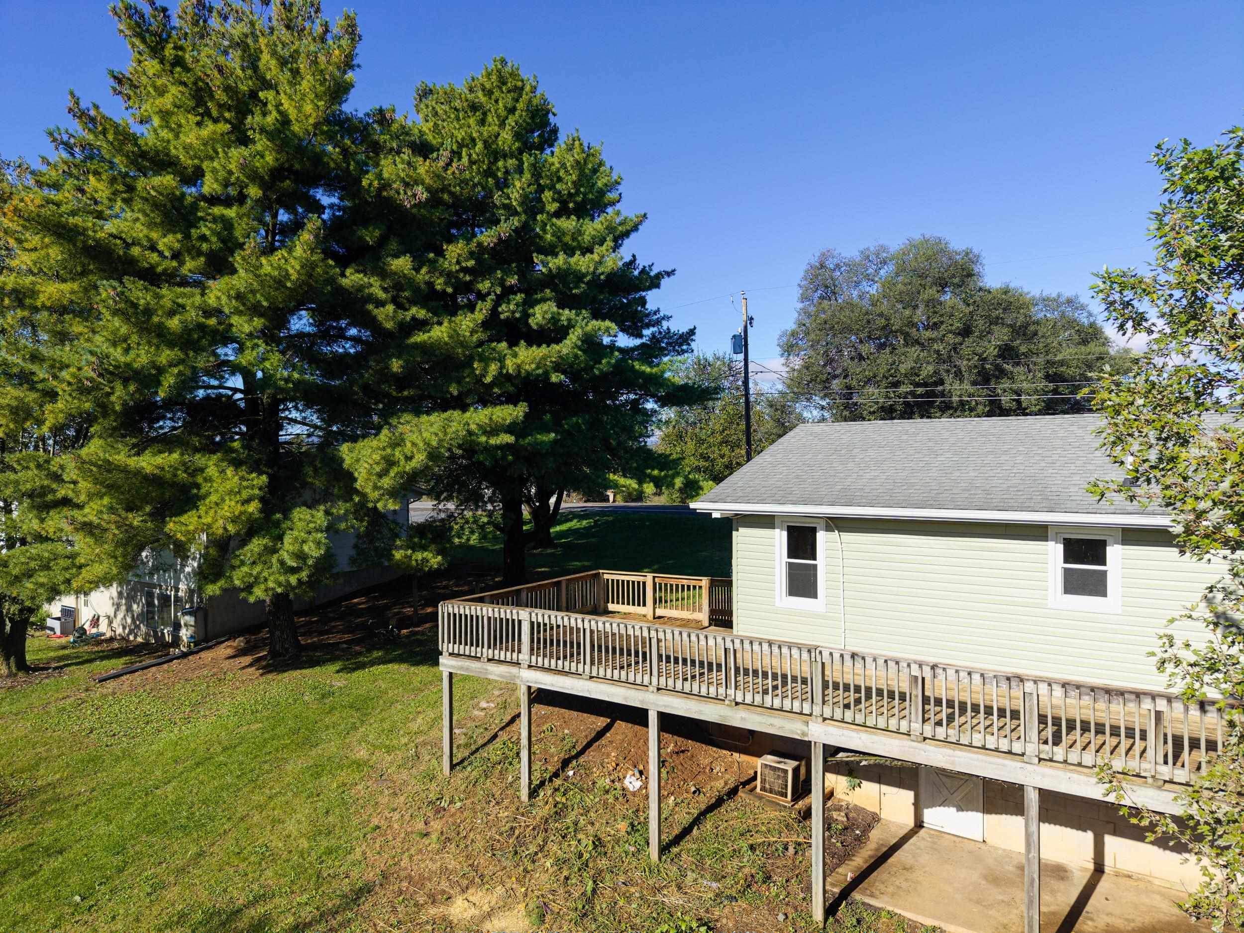 15502 FORESTVILLE RD, TIMBERVILLE, Virginia 22853, 3 Bedrooms Bedrooms, ,1 BathroomBathrooms,Residential,15502 FORESTVILLE RD,683032 MLS # 683032