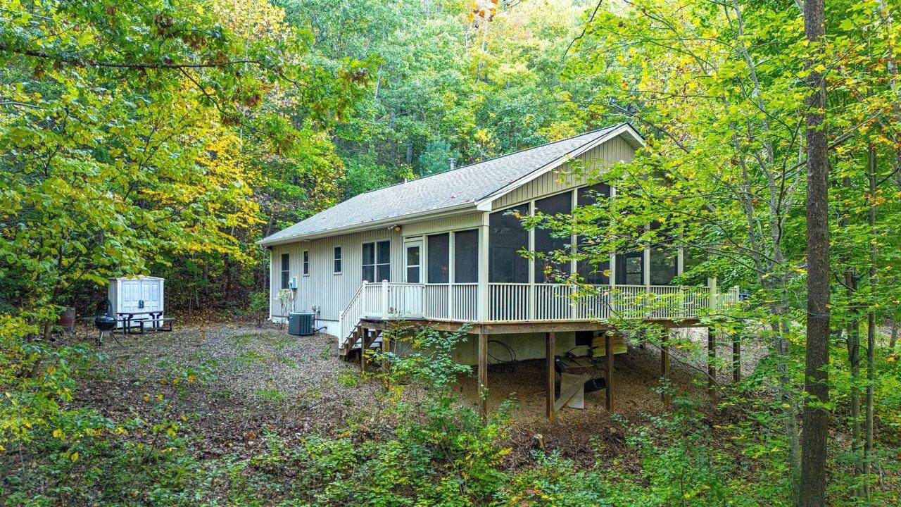 2024 CUTBANK LN, ELKTON, Virginia 22827, 2 Bedrooms Bedrooms, ,2 BathroomsBathrooms,Residential,2024 CUTBANK LN,683034 MLS # 683034 2024 CUTBANK LN, ELKTON, Virginia 22827, 2 Bedrooms Bedrooms, ,2 BathroomsBathrooms,Residential,2024 CUTBANK LN,683034 MLS # 683034