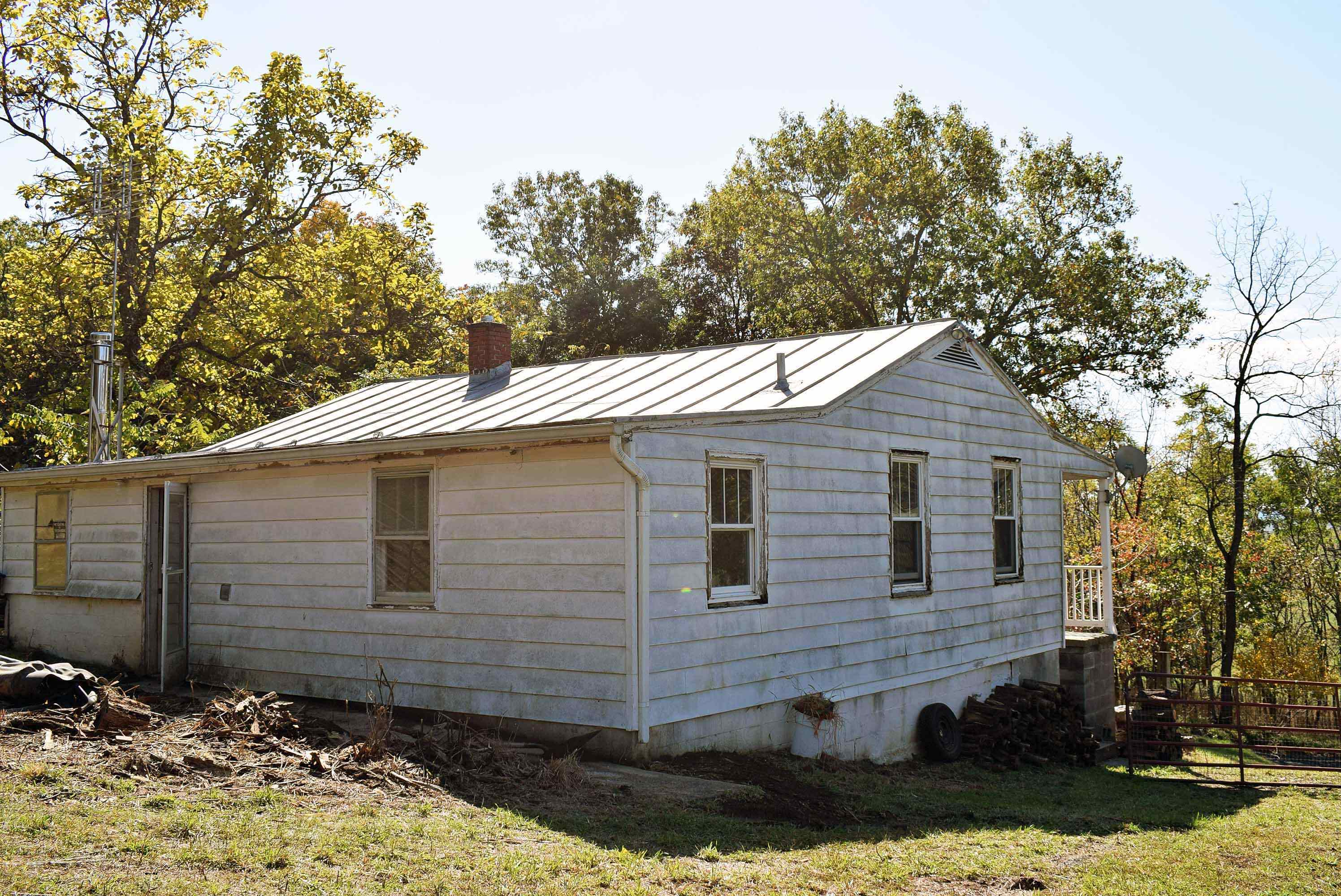 197 WALDROP RD, SWOOPE, Virginia 24479, 2 Bedrooms Bedrooms, ,1 BathroomBathrooms,Residential,197 WALDROP RD,683035 MLS # 683035 197 WALDROP RD, SWOOPE, Virginia 24479, 2 Bedrooms Bedrooms, ,1 BathroomBathrooms,Residential,197 WALDROP RD,683035 MLS # 683035
