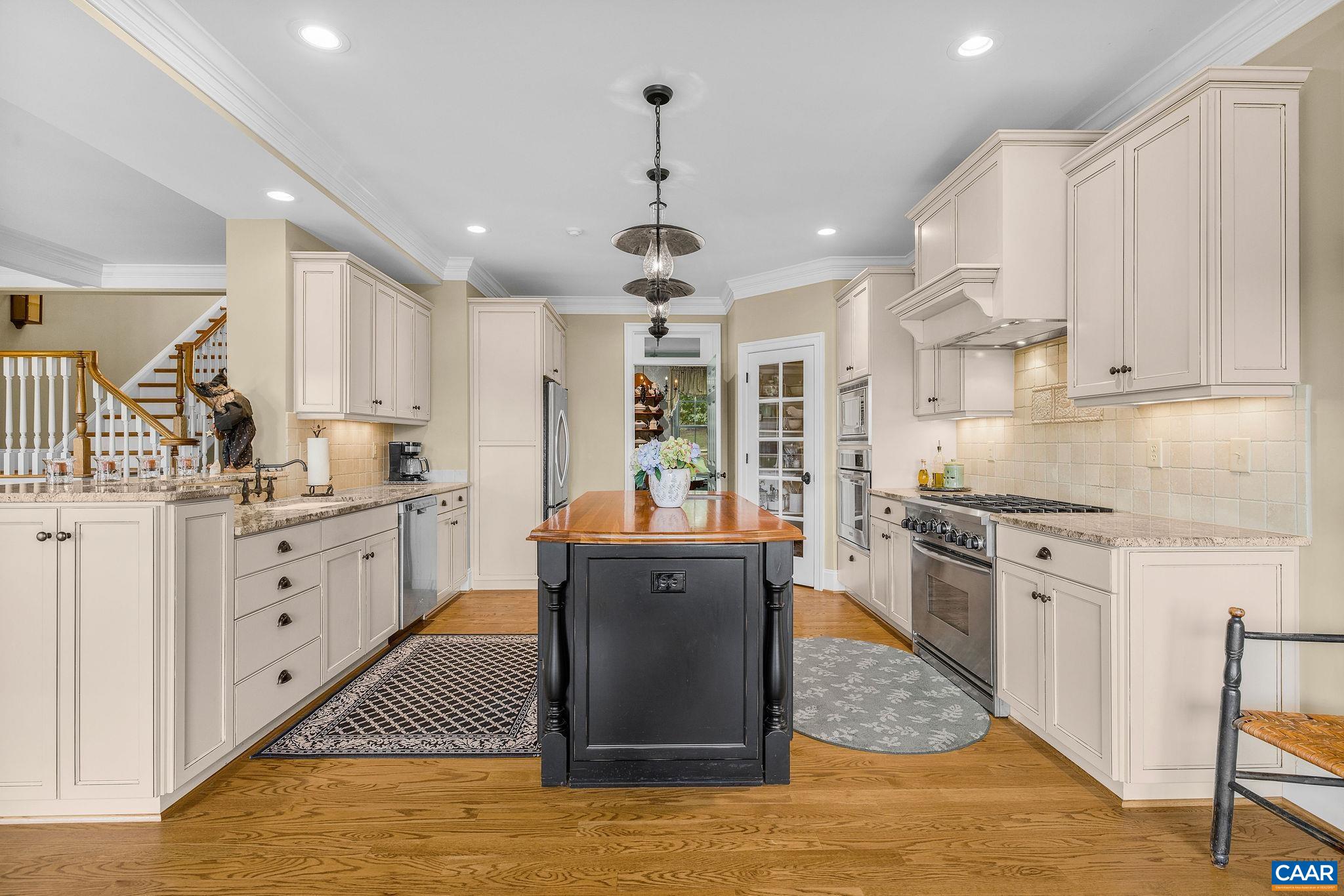 2350 WALNUT RIDGE LN, CHARLOTTESVILLE, Virginia 22911, 5 Bedrooms Bedrooms, ,6 BathroomsBathrooms,Residential,Tuckaway Farm,2350 WALNUT RIDGE LN,683036 MLS # 683036 2350 WALNUT RIDGE LN, CHARLOTTESVILLE, Virginia 22911, 5 Bedrooms Bedrooms, ,6 BathroomsBathrooms,Residential,Tuckaway Farm,2350 WALNUT RIDGE LN,683036 MLS # 683036