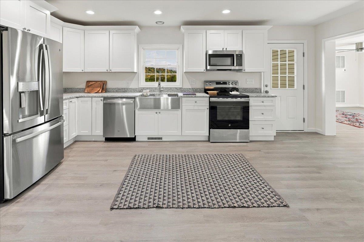 4091 SPRING HILL RD, STAUNTON, Virginia 24401, 3 Bedrooms Bedrooms, ,2 BathroomsBathrooms,Residential,4091 SPRING HILL RD,683037 MLS # 683037 4091 SPRING HILL RD, STAUNTON, Virginia 24401, 3 Bedrooms Bedrooms, ,2 BathroomsBathrooms,Residential,4091 SPRING HILL RD,683037 MLS # 683037