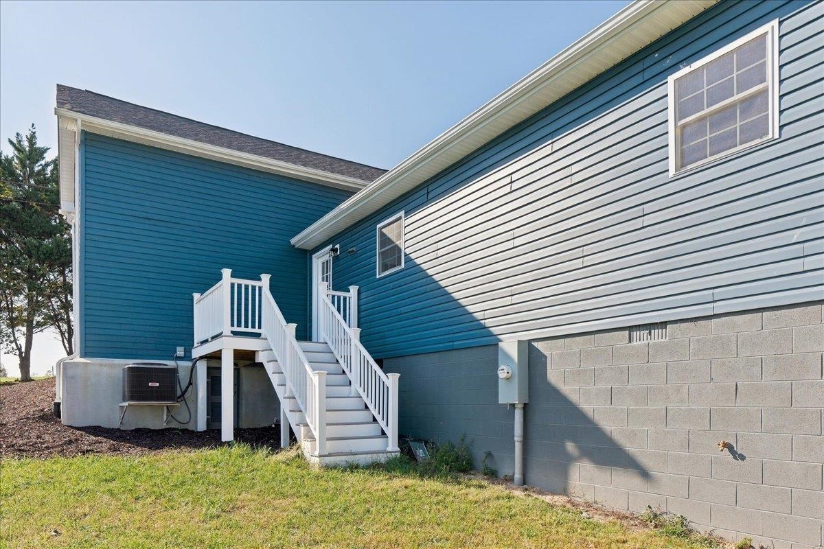 4091 SPRING HILL RD, STAUNTON, Virginia 24401, 3 Bedrooms Bedrooms, ,2 BathroomsBathrooms,Residential,4091 SPRING HILL RD,683037 MLS # 683037 4091 SPRING HILL RD, STAUNTON, Virginia 24401, 3 Bedrooms Bedrooms, ,2 BathroomsBathrooms,Residential,4091 SPRING HILL RD,683037 MLS # 683037