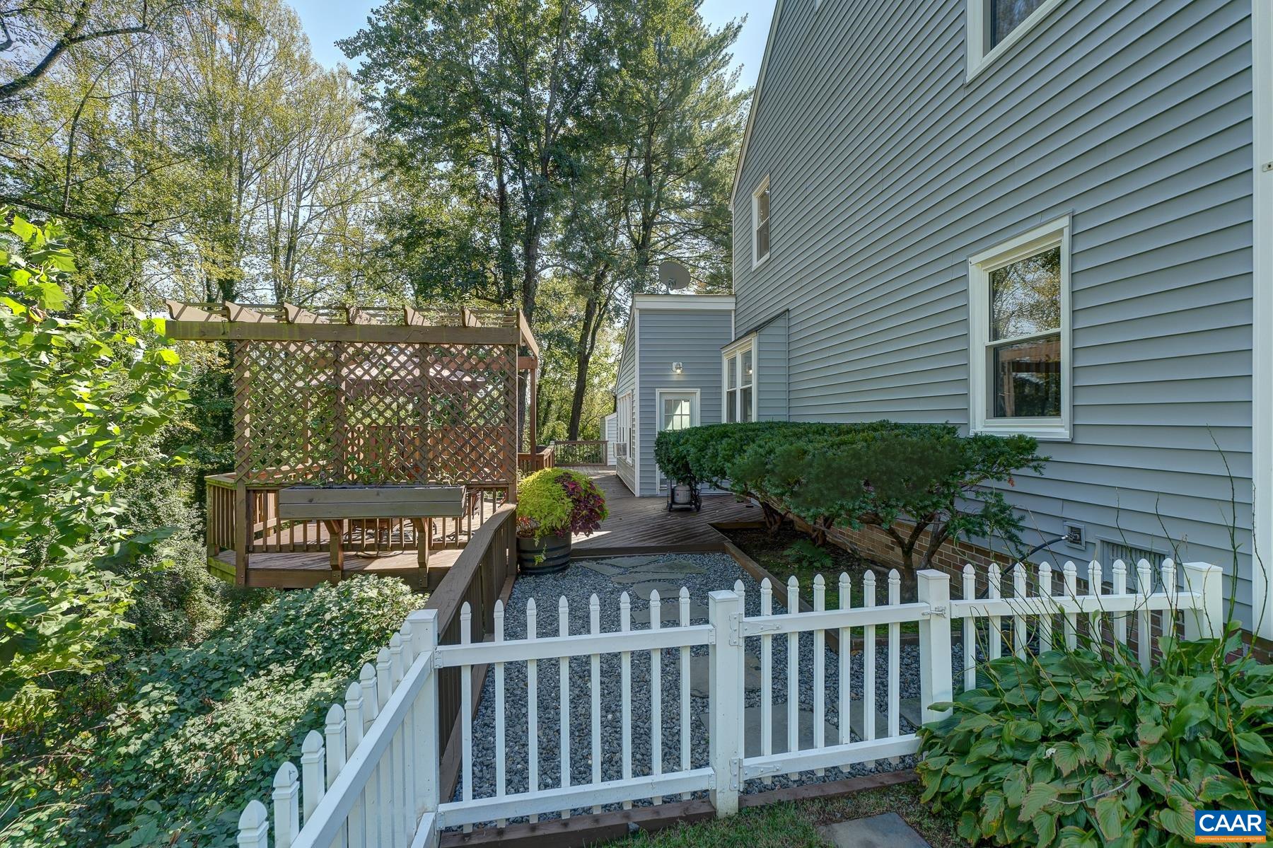 2401 BENNINGTON RD, CHARLOTTESVILLE, Virginia 22901, 4 Bedrooms Bedrooms, ,3 BathroomsBathrooms,Residential,2401 BENNINGTON RD,683039 MLS # 683039 2401 BENNINGTON RD, CHARLOTTESVILLE, Virginia 22901, 4 Bedrooms Bedrooms, ,3 BathroomsBathrooms,Residential,2401 BENNINGTON RD,683039 MLS # 683039