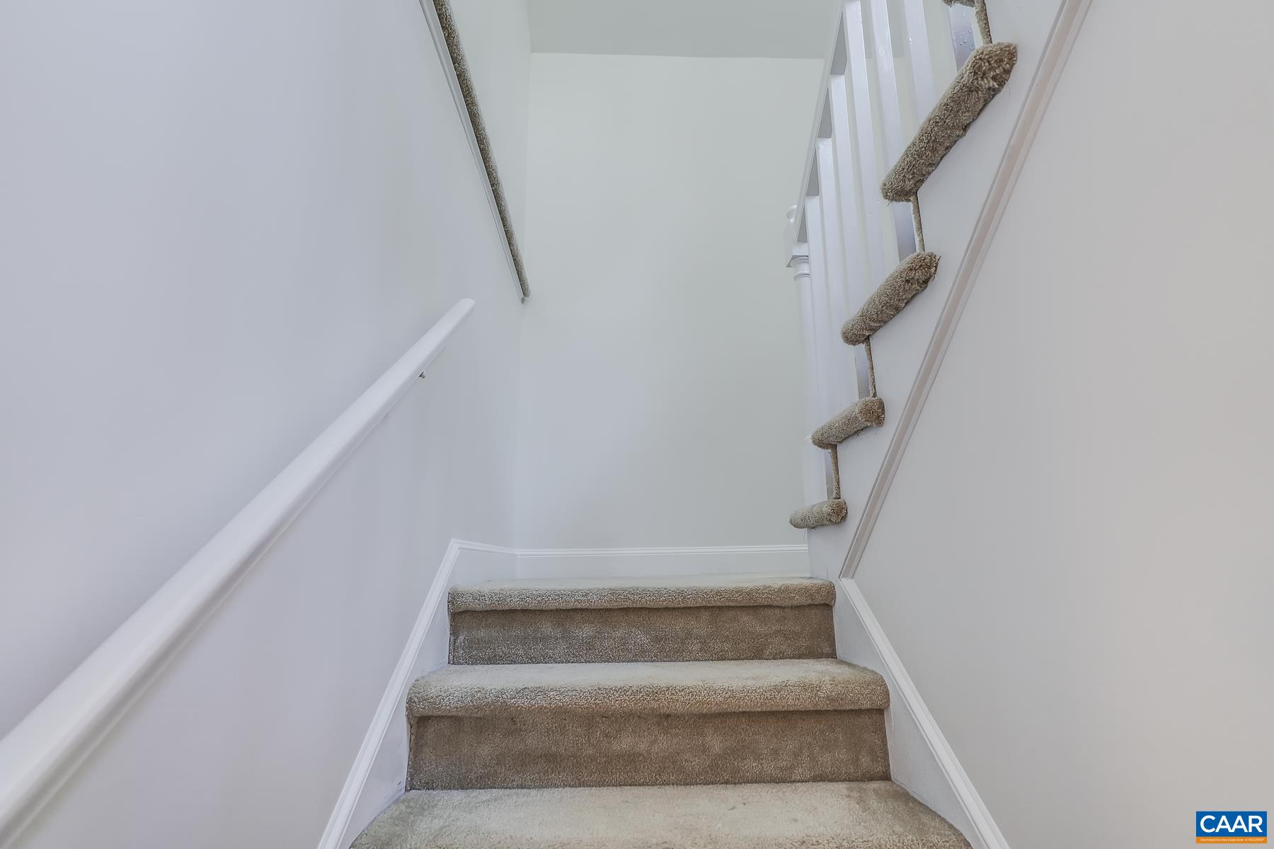 2401 BENNINGTON RD, CHARLOTTESVILLE, Virginia 22901, 4 Bedrooms Bedrooms, ,3 BathroomsBathrooms,Residential,2401 BENNINGTON RD,683039 MLS # 683039 2401 BENNINGTON RD, CHARLOTTESVILLE, Virginia 22901, 4 Bedrooms Bedrooms, ,3 BathroomsBathrooms,Residential,2401 BENNINGTON RD,683039 MLS # 683039