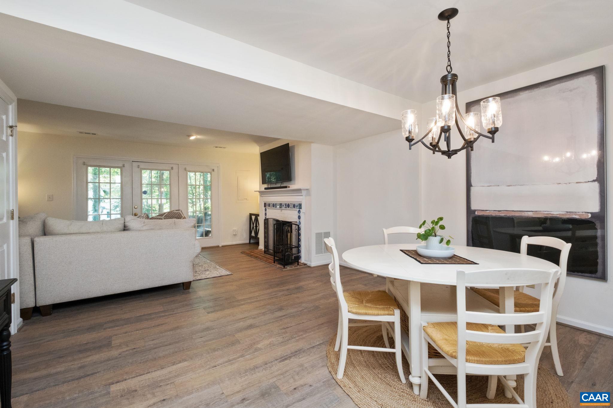 1618 GARDEN CT, CHARLOTTESVILLE, Virginia 22901, 2 Bedrooms Bedrooms, ,2 BathroomsBathrooms,Residential,1618 GARDEN CT,682777 MLS # 682777 1618 GARDEN CT, CHARLOTTESVILLE, Virginia 22901, 2 Bedrooms Bedrooms, ,2 BathroomsBathrooms,Residential,1618 GARDEN CT,682777 MLS # 682777