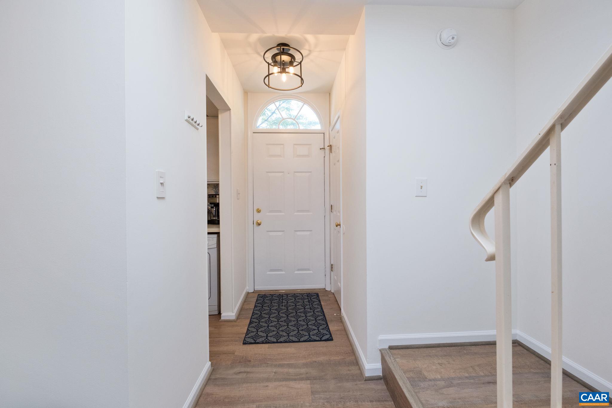1618 GARDEN CT, CHARLOTTESVILLE, Virginia 22901, 2 Bedrooms Bedrooms, ,2 BathroomsBathrooms,Residential,1618 GARDEN CT,682777 MLS # 682777 1618 GARDEN CT, CHARLOTTESVILLE, Virginia 22901, 2 Bedrooms Bedrooms, ,2 BathroomsBathrooms,Residential,1618 GARDEN CT,682777 MLS # 682777
