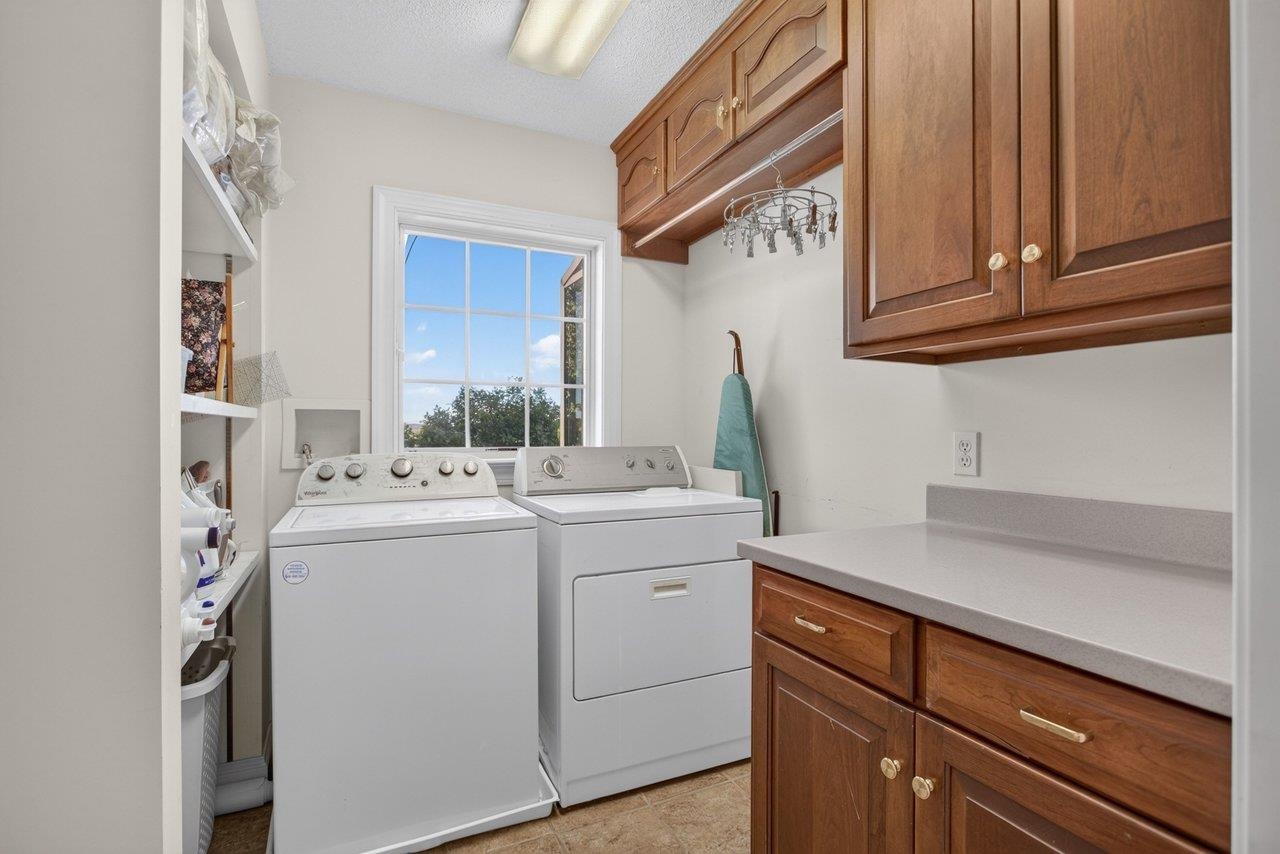 9527 CENTERVILLE RD, BRIDGEWATER, Virginia 22812, 3 Bedrooms Bedrooms, ,4 BathroomsBathrooms,Residential,9527 CENTERVILLE RD,682929 MLS # 682929 9527 CENTERVILLE RD, BRIDGEWATER, Virginia 22812, 3 Bedrooms Bedrooms, ,4 BathroomsBathrooms,Residential,9527 CENTERVILLE RD,682929 MLS # 682929