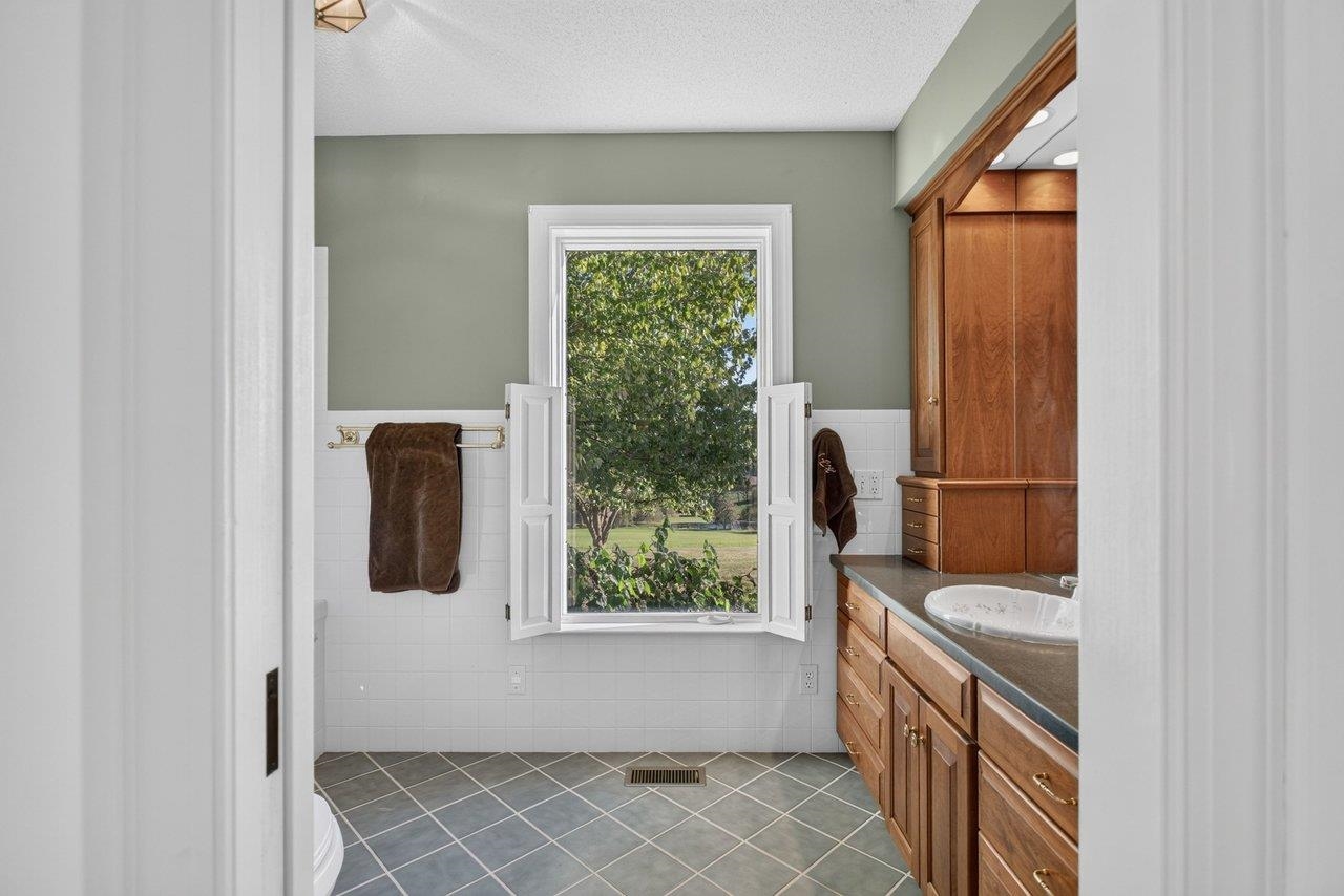 9527 CENTERVILLE RD, BRIDGEWATER, Virginia 22812, 3 Bedrooms Bedrooms, ,4 BathroomsBathrooms,Residential,9527 CENTERVILLE RD,682929 MLS # 682929 9527 CENTERVILLE RD, BRIDGEWATER, Virginia 22812, 3 Bedrooms Bedrooms, ,4 BathroomsBathrooms,Residential,9527 CENTERVILLE RD,682929 MLS # 682929