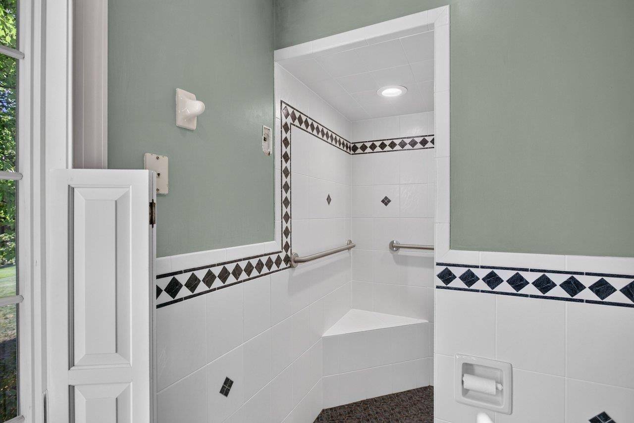 9527 CENTERVILLE RD, BRIDGEWATER, Virginia 22812, 3 Bedrooms Bedrooms, ,4 BathroomsBathrooms,Residential,9527 CENTERVILLE RD,682929 MLS # 682929 9527 CENTERVILLE RD, BRIDGEWATER, Virginia 22812, 3 Bedrooms Bedrooms, ,4 BathroomsBathrooms,Residential,9527 CENTERVILLE RD,682929 MLS # 682929