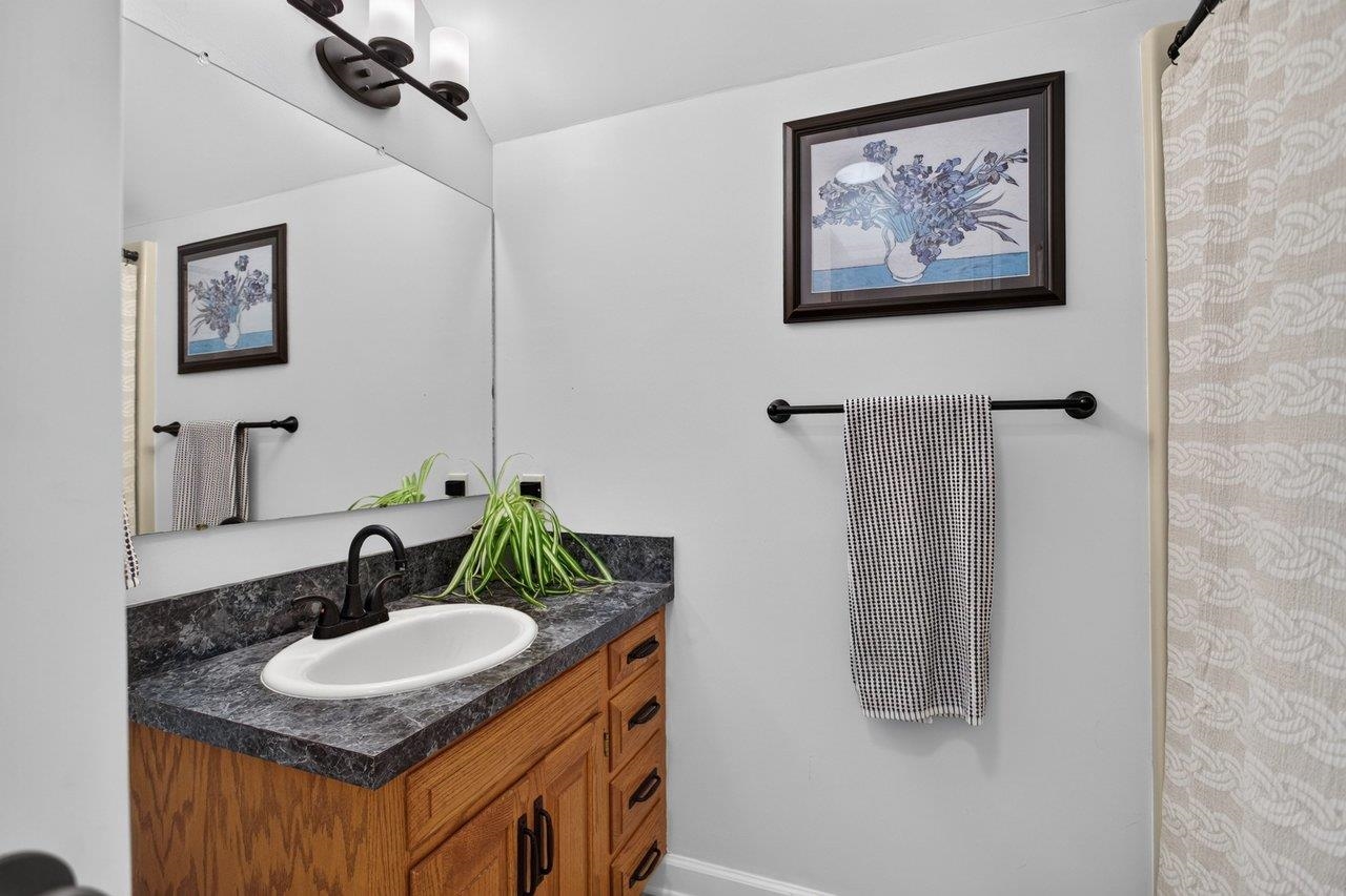 9527 CENTERVILLE RD, BRIDGEWATER, Virginia 22812, 3 Bedrooms Bedrooms, ,4 BathroomsBathrooms,Residential,9527 CENTERVILLE RD,682929 MLS # 682929 9527 CENTERVILLE RD, BRIDGEWATER, Virginia 22812, 3 Bedrooms Bedrooms, ,4 BathroomsBathrooms,Residential,9527 CENTERVILLE RD,682929 MLS # 682929