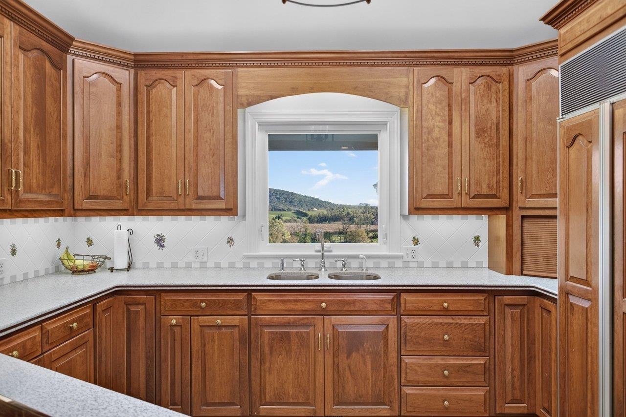 9527 CENTERVILLE RD, BRIDGEWATER, Virginia 22812, 3 Bedrooms Bedrooms, ,4 BathroomsBathrooms,Residential,9527 CENTERVILLE RD,682929 MLS # 682929 9527 CENTERVILLE RD, BRIDGEWATER, Virginia 22812, 3 Bedrooms Bedrooms, ,4 BathroomsBathrooms,Residential,9527 CENTERVILLE RD,682929 MLS # 682929