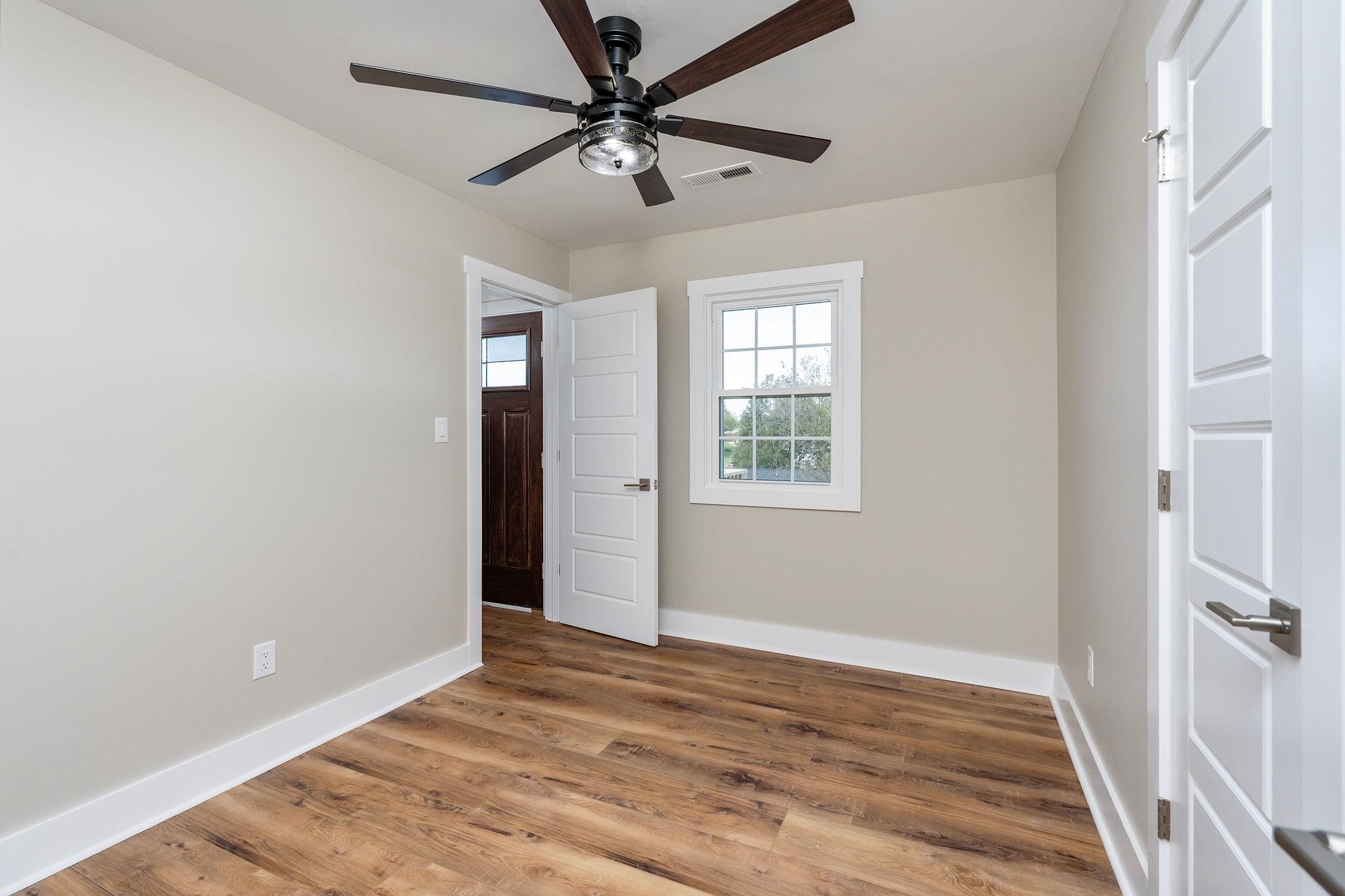 1 SUNDERLIN PL, VERONA, Virginia 24482, 3 Bedrooms Bedrooms, ,1 BathroomBathrooms,Residential,1 SUNDERLIN PL,682939 MLS # 682939 1 SUNDERLIN PL, VERONA, Virginia 24482, 3 Bedrooms Bedrooms, ,1 BathroomBathrooms,Residential,1 SUNDERLIN PL,682939 MLS # 682939