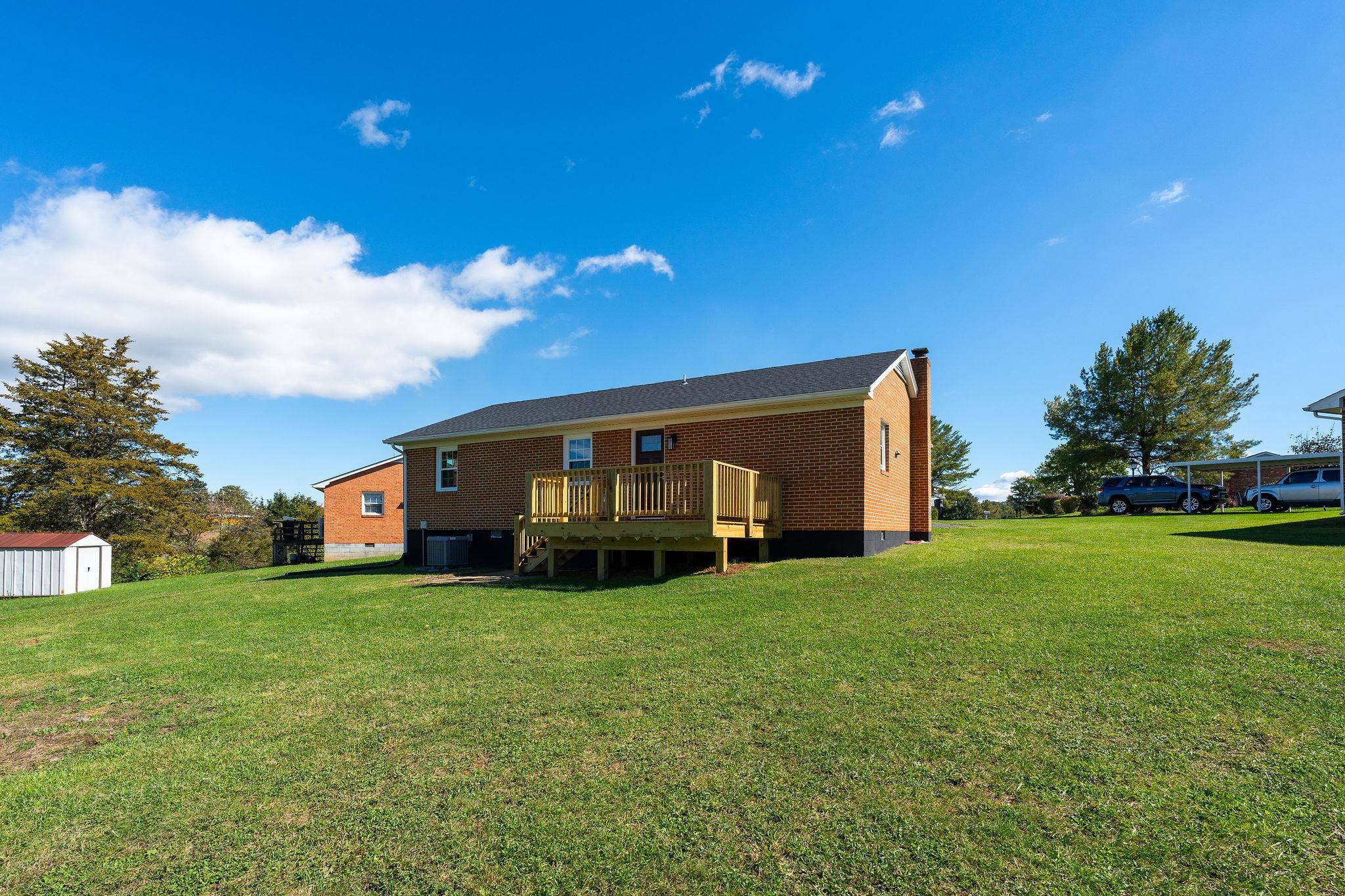 1 SUNDERLIN PL, VERONA, Virginia 24482, 3 Bedrooms Bedrooms, ,1 BathroomBathrooms,Residential,1 SUNDERLIN PL,682939 MLS # 682939 1 SUNDERLIN PL, VERONA, Virginia 24482, 3 Bedrooms Bedrooms, ,1 BathroomBathrooms,Residential,1 SUNDERLIN PL,682939 MLS # 682939