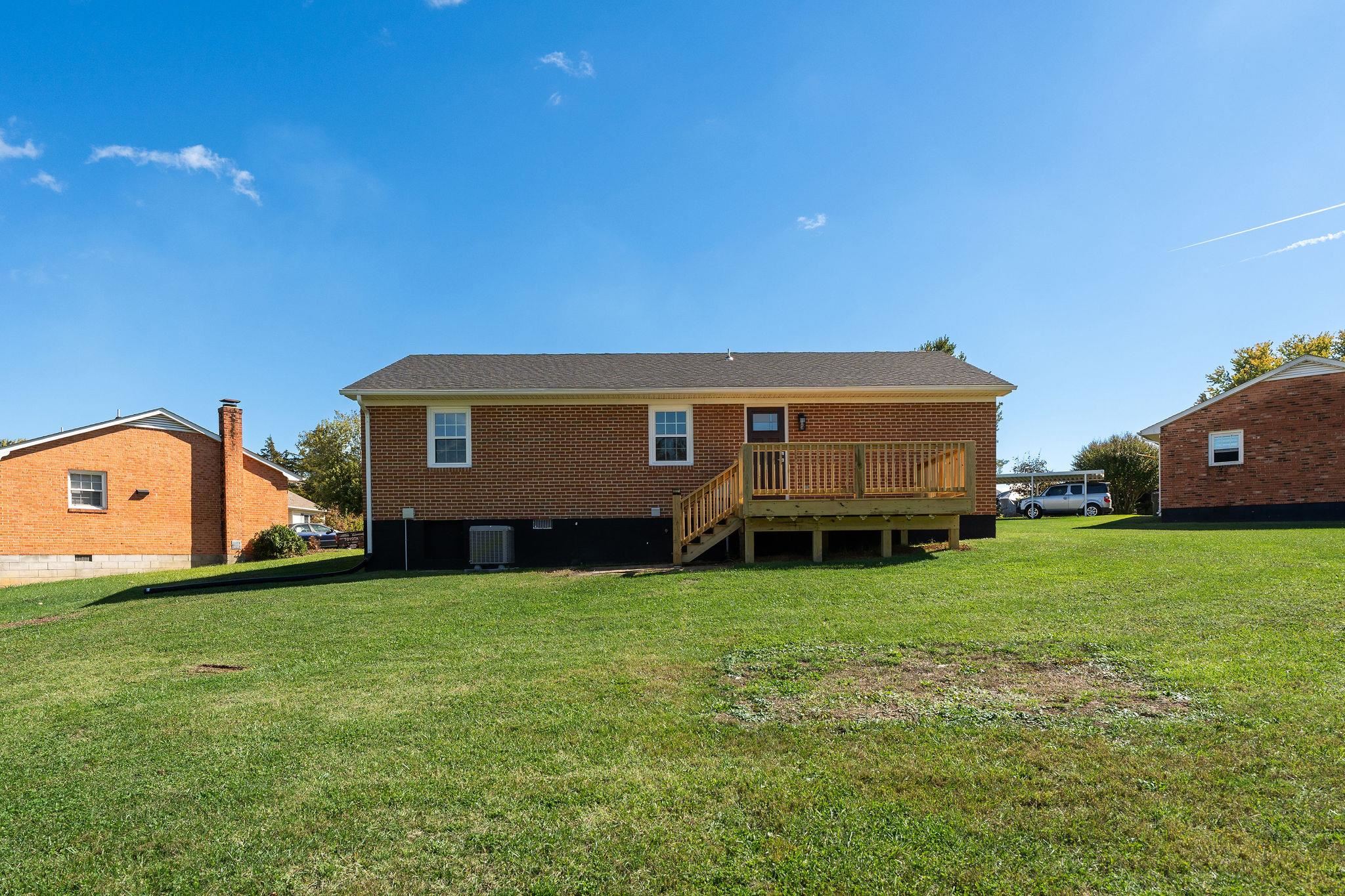 1 SUNDERLIN PL, VERONA, Virginia 24482, 3 Bedrooms Bedrooms, ,1 BathroomBathrooms,Residential,1 SUNDERLIN PL,682939 MLS # 682939 1 SUNDERLIN PL, VERONA, Virginia 24482, 3 Bedrooms Bedrooms, ,1 BathroomBathrooms,Residential,1 SUNDERLIN PL,682939 MLS # 682939