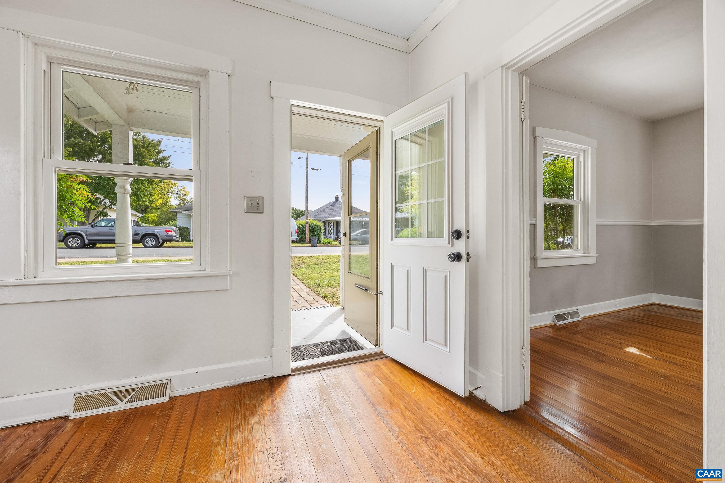 1405 EARLY ST, CHARLOTTESVILLE, Virginia 22902, 2 Bedrooms Bedrooms, ,1 BathroomBathrooms,Residential,1405 EARLY ST,683025 MLS # 683025