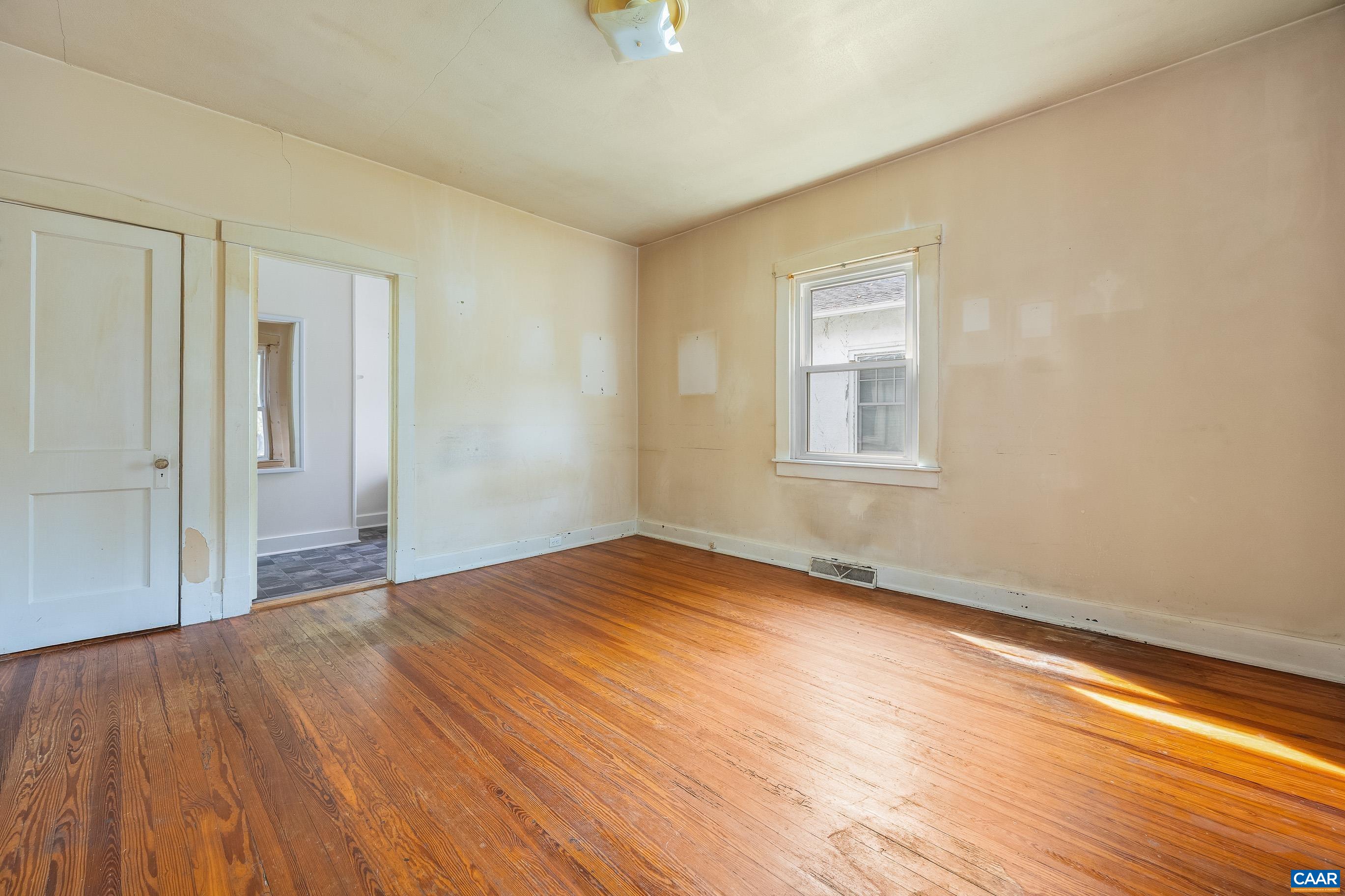 1405 EARLY ST, CHARLOTTESVILLE, Virginia 22902, 2 Bedrooms Bedrooms, ,1 BathroomBathrooms,Residential,1405 EARLY ST,683025 MLS # 683025