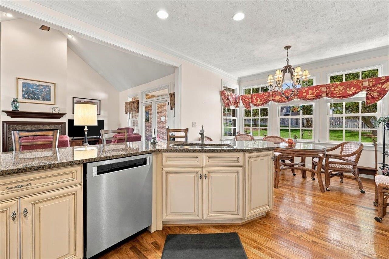 317 MEADOW BEAUTY CT, WAYNESBORO, Virginia 22980, 5 Bedrooms Bedrooms, ,3 BathroomsBathrooms,Residential,317 MEADOW BEAUTY CT,683043 MLS # 683043 317 MEADOW BEAUTY CT, WAYNESBORO, Virginia 22980, 5 Bedrooms Bedrooms, ,3 BathroomsBathrooms,Residential,317 MEADOW BEAUTY CT,683043 MLS # 683043
