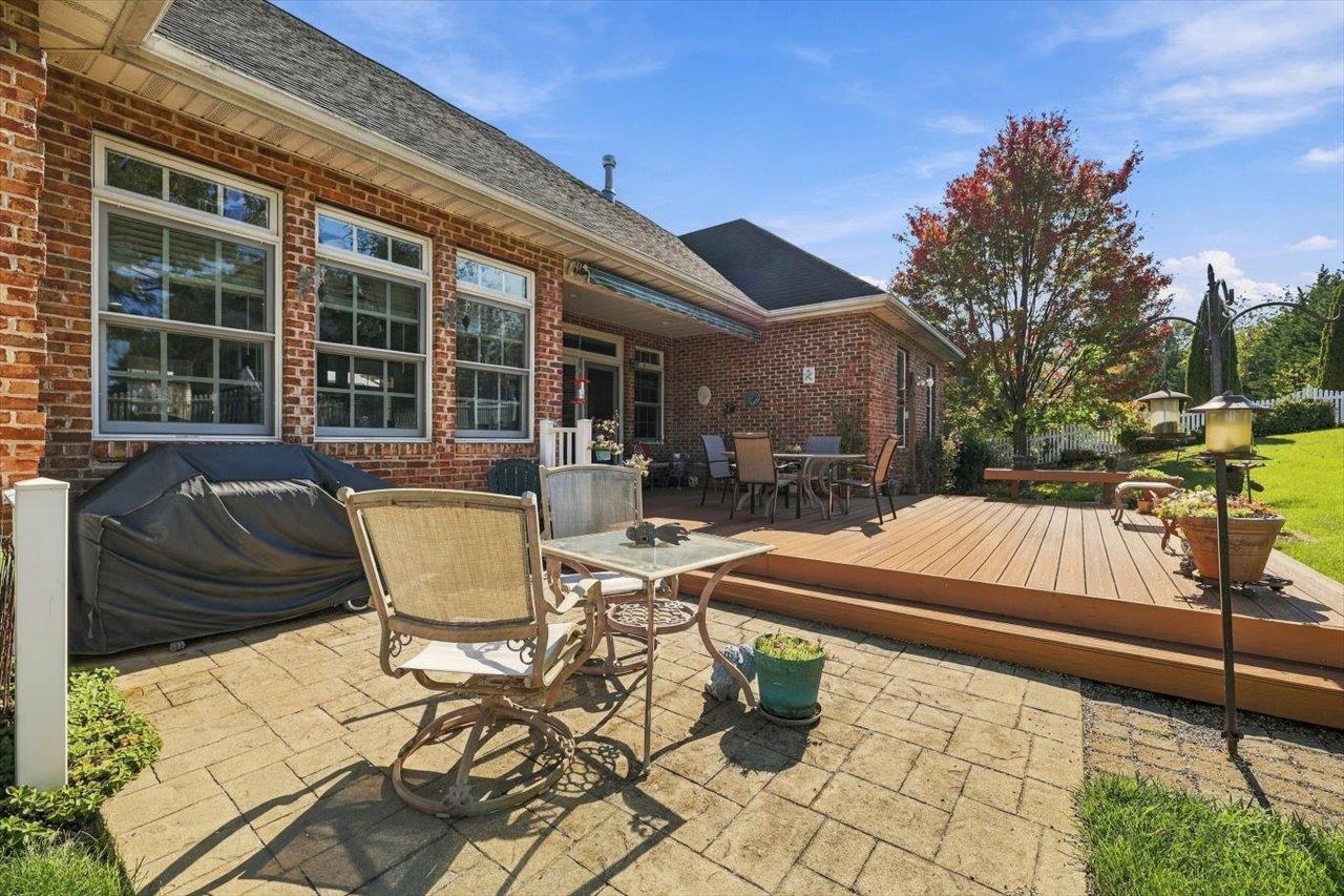 317 MEADOW BEAUTY CT, WAYNESBORO, Virginia 22980, 5 Bedrooms Bedrooms, ,3 BathroomsBathrooms,Residential,317 MEADOW BEAUTY CT,683043 MLS # 683043 317 MEADOW BEAUTY CT, WAYNESBORO, Virginia 22980, 5 Bedrooms Bedrooms, ,3 BathroomsBathrooms,Residential,317 MEADOW BEAUTY CT,683043 MLS # 683043