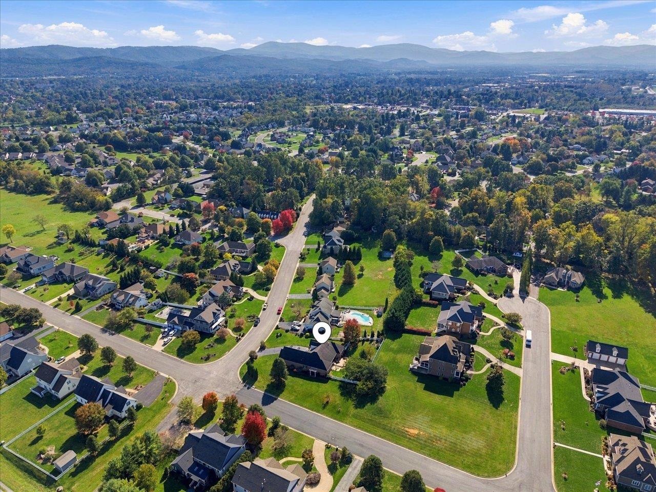 317 MEADOW BEAUTY CT, WAYNESBORO, Virginia 22980, 5 Bedrooms Bedrooms, ,3 BathroomsBathrooms,Residential,317 MEADOW BEAUTY CT,683043 MLS # 683043 317 MEADOW BEAUTY CT, WAYNESBORO, Virginia 22980, 5 Bedrooms Bedrooms, ,3 BathroomsBathrooms,Residential,317 MEADOW BEAUTY CT,683043 MLS # 683043