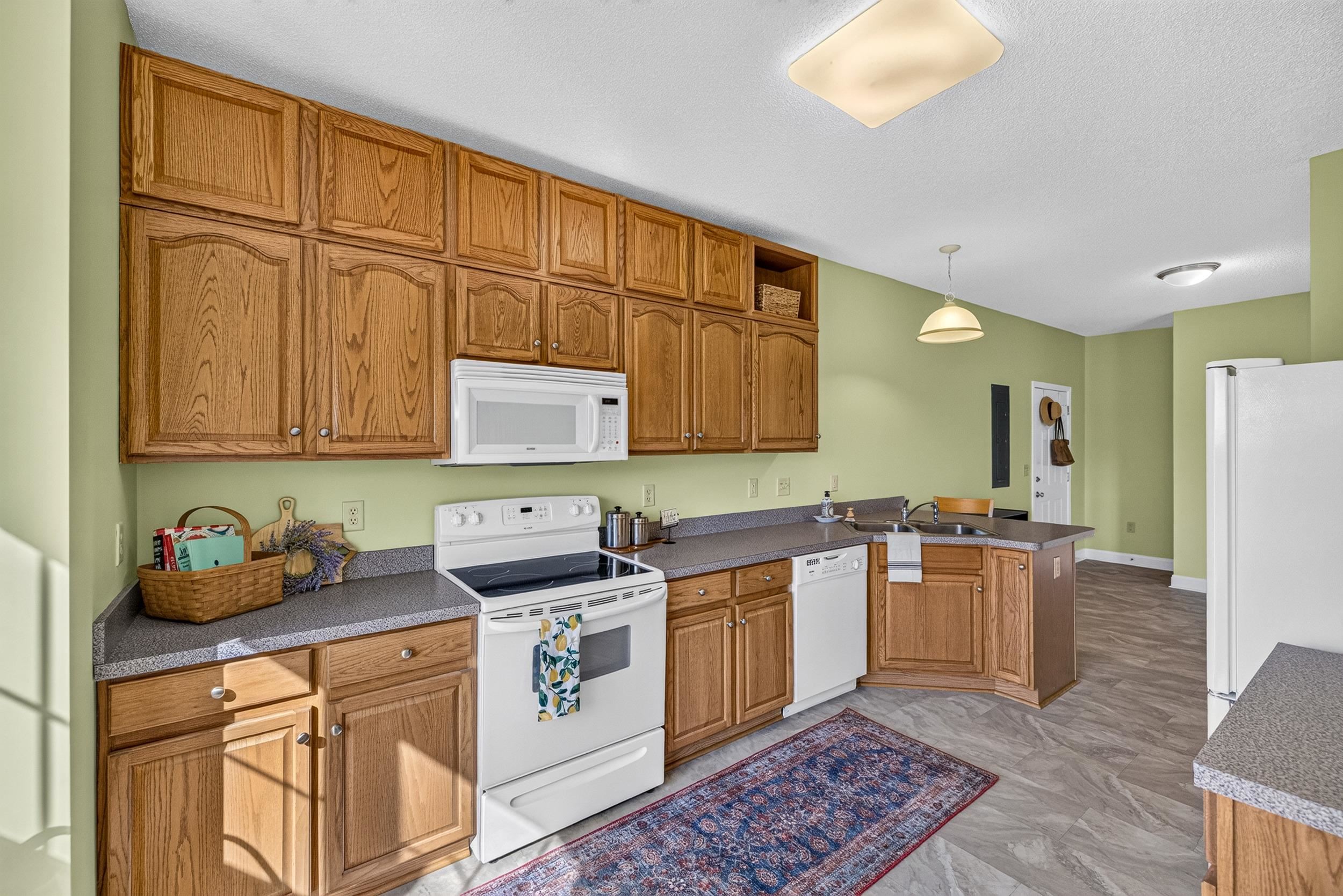 2263 LAKE TERRACE DR, HARRISONBURG, Virginia 22802, 3 Bedrooms Bedrooms, ,2 BathroomsBathrooms,Residential,2263 LAKE TERRACE DR,683045 MLS # 683045