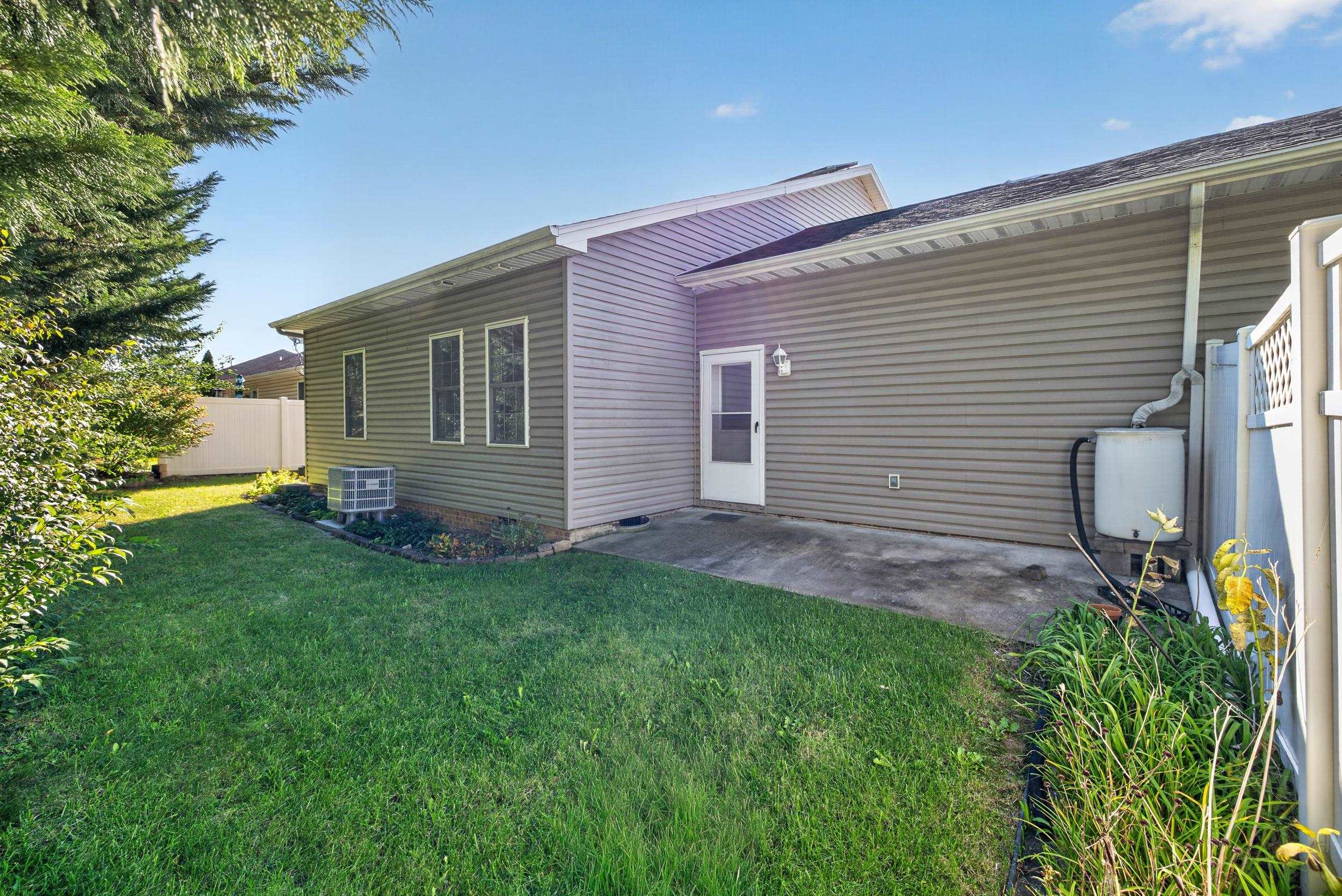2263 LAKE TERRACE DR, HARRISONBURG, Virginia 22802, 3 Bedrooms Bedrooms, ,2 BathroomsBathrooms,Residential,2263 LAKE TERRACE DR,683045 MLS # 683045