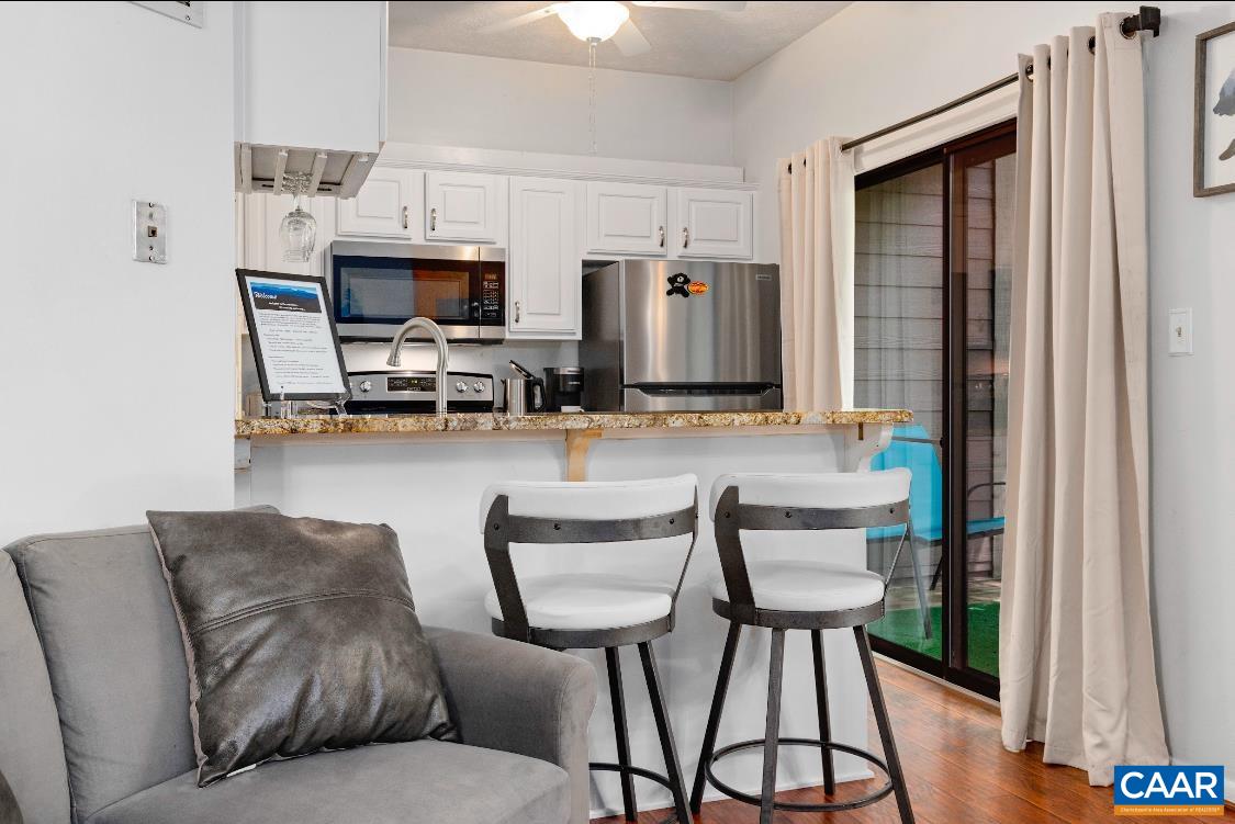 482 THREE RIDGES CONDOS, WINTERGREEN RESORT, Virginia 22967, 1 Bedroom Bedrooms, ,1 BathroomBathrooms,Residential,THREE RIDGES PHASE 4; BLDG 4 UNIT 482; BLDG 4 UNIT,482 THREE RIDGES CONDOS,683054 MLS # 683054