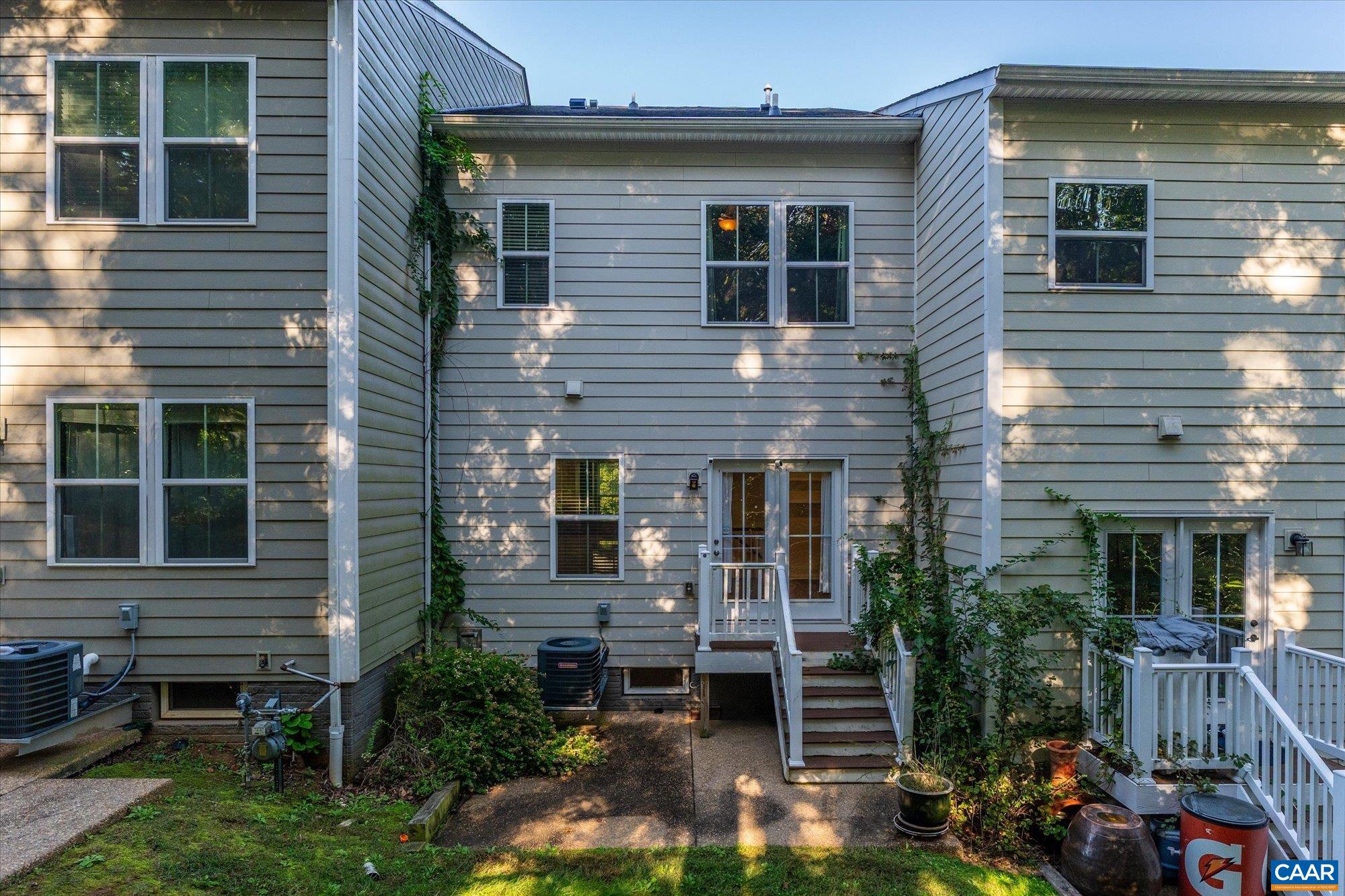 2054 BETHPAGE CT, CHARLOTTESVILLE, Virginia 22901, 3 Bedrooms Bedrooms, ,2 BathroomsBathrooms,Residential,Mozart,2054 BETHPAGE CT,683068 MLS # 683068