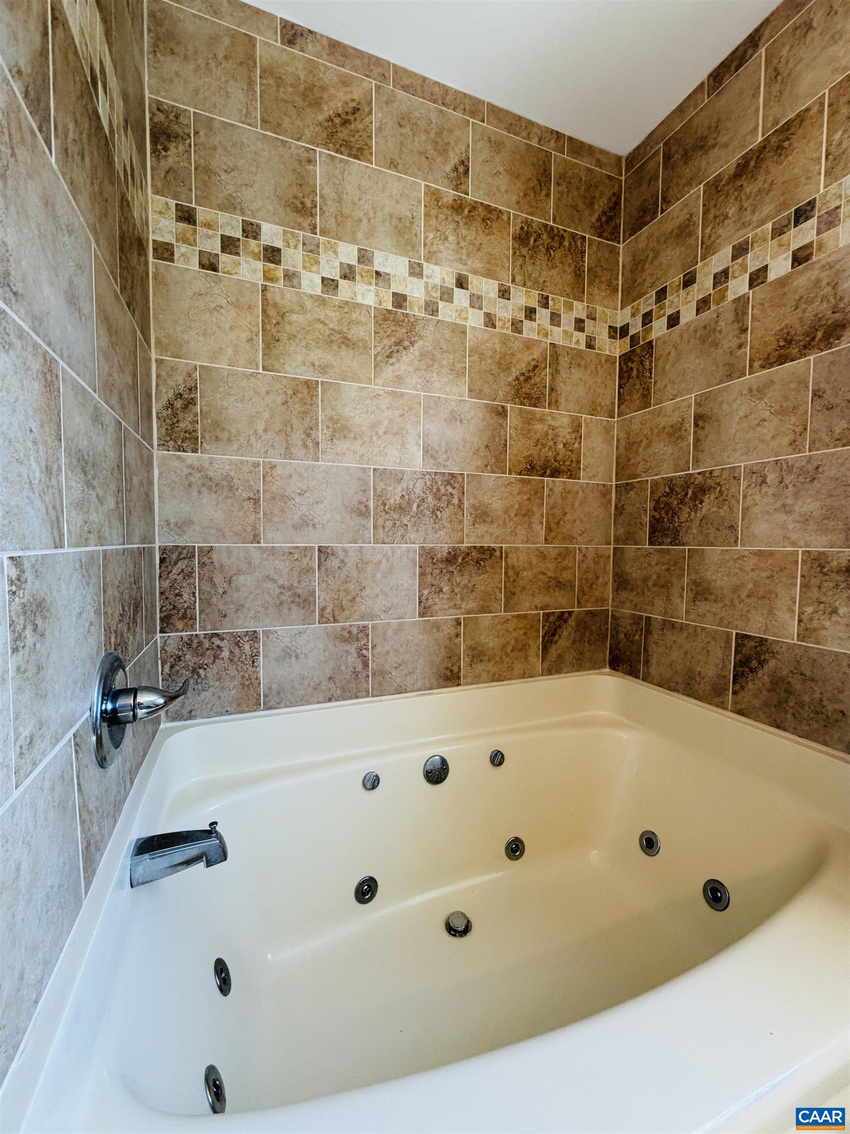 105 WILLOW DR, DAYTON, Virginia 22821, 4 Bedrooms Bedrooms, ,2 BathroomsBathrooms,Residential,105 WILLOW DR,683070 MLS # 683070
