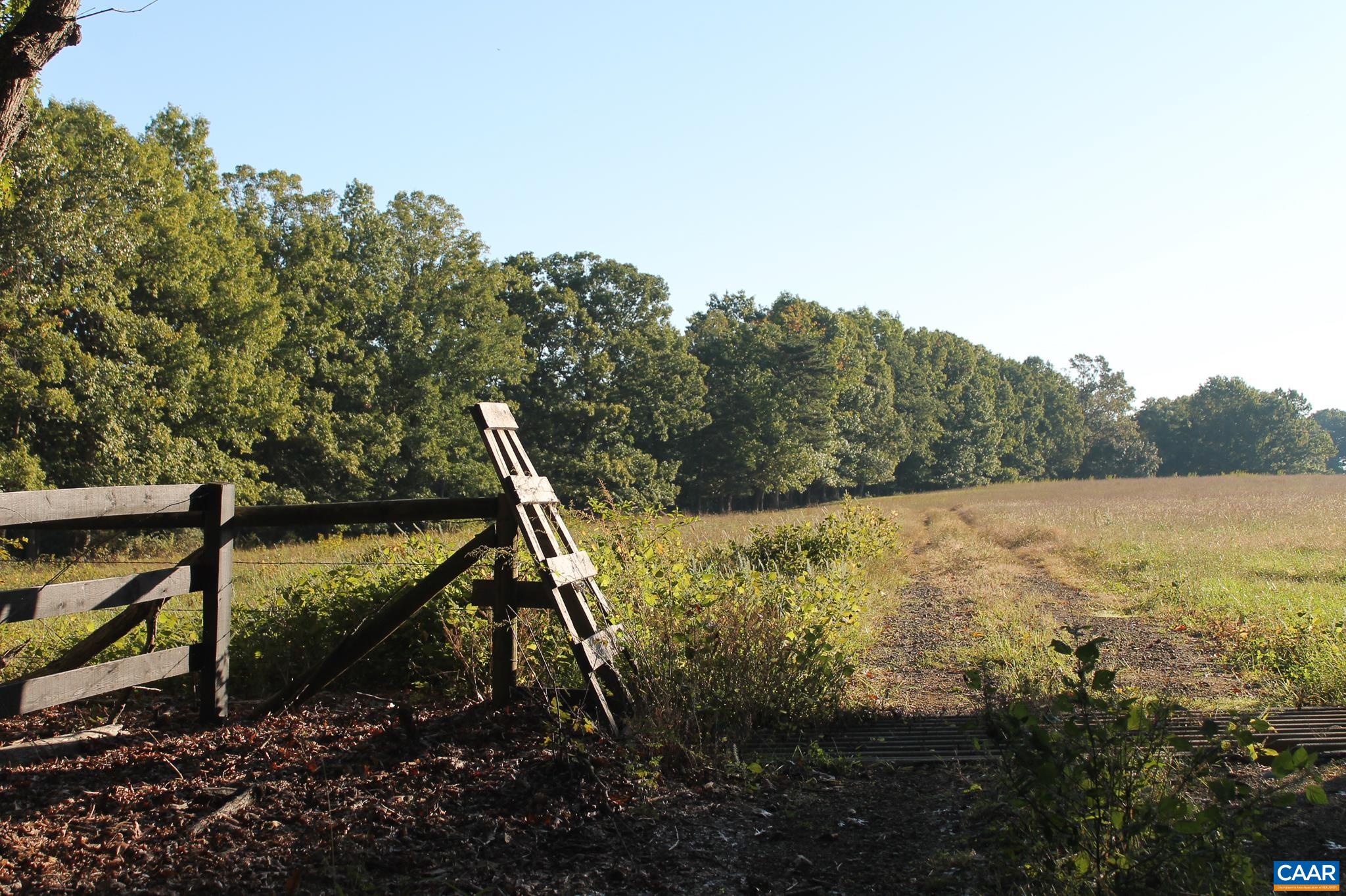 275 ROLLING RD S, SCOTTSVILLE, Virginia 24590, ,Farm,Oakwater Farm,275 ROLLING RD S,683093 MLS # 683093 275 ROLLING RD S, SCOTTSVILLE, Virginia 24590, ,Farm,Oakwater Farm,275 ROLLING RD S,683093 MLS # 683093