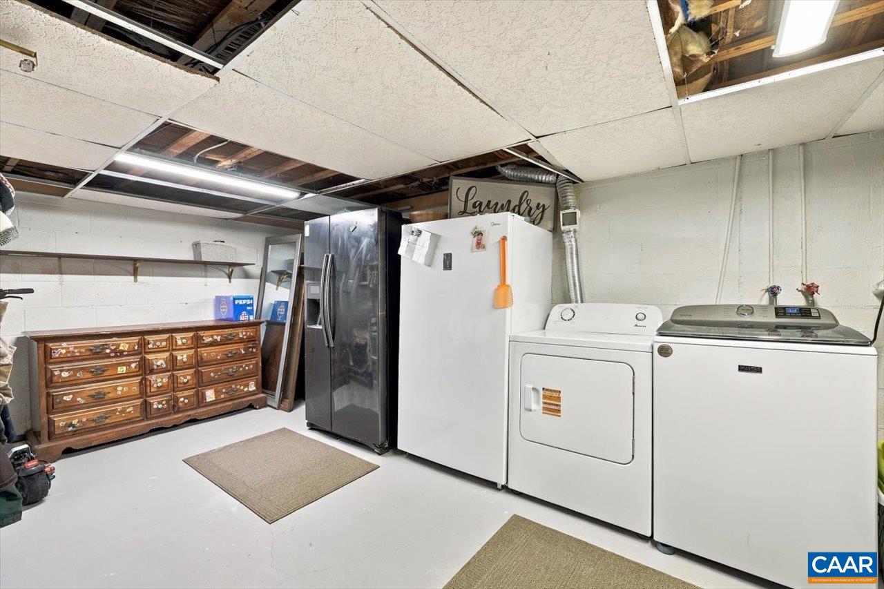 74 VALLEY VIEW DR, MOUNT SIDNEY, Virginia 24467, 3 Bedrooms Bedrooms, ,2 BathroomsBathrooms,Residential,74 VALLEY VIEW DR,683071 MLS # 683071 74 VALLEY VIEW DR, MOUNT SIDNEY, Virginia 24467, 3 Bedrooms Bedrooms, ,2 BathroomsBathrooms,Residential,74 VALLEY VIEW DR,683071 MLS # 683071