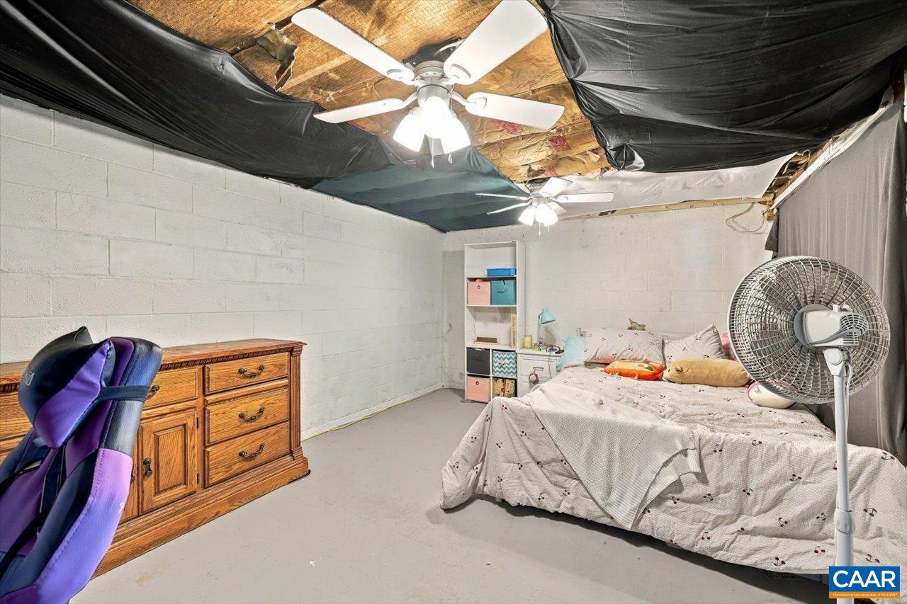 74 VALLEY VIEW DR, MOUNT SIDNEY, Virginia 24467, 3 Bedrooms Bedrooms, ,2 BathroomsBathrooms,Residential,74 VALLEY VIEW DR,683071 MLS # 683071 74 VALLEY VIEW DR, MOUNT SIDNEY, Virginia 24467, 3 Bedrooms Bedrooms, ,2 BathroomsBathrooms,Residential,74 VALLEY VIEW DR,683071 MLS # 683071
