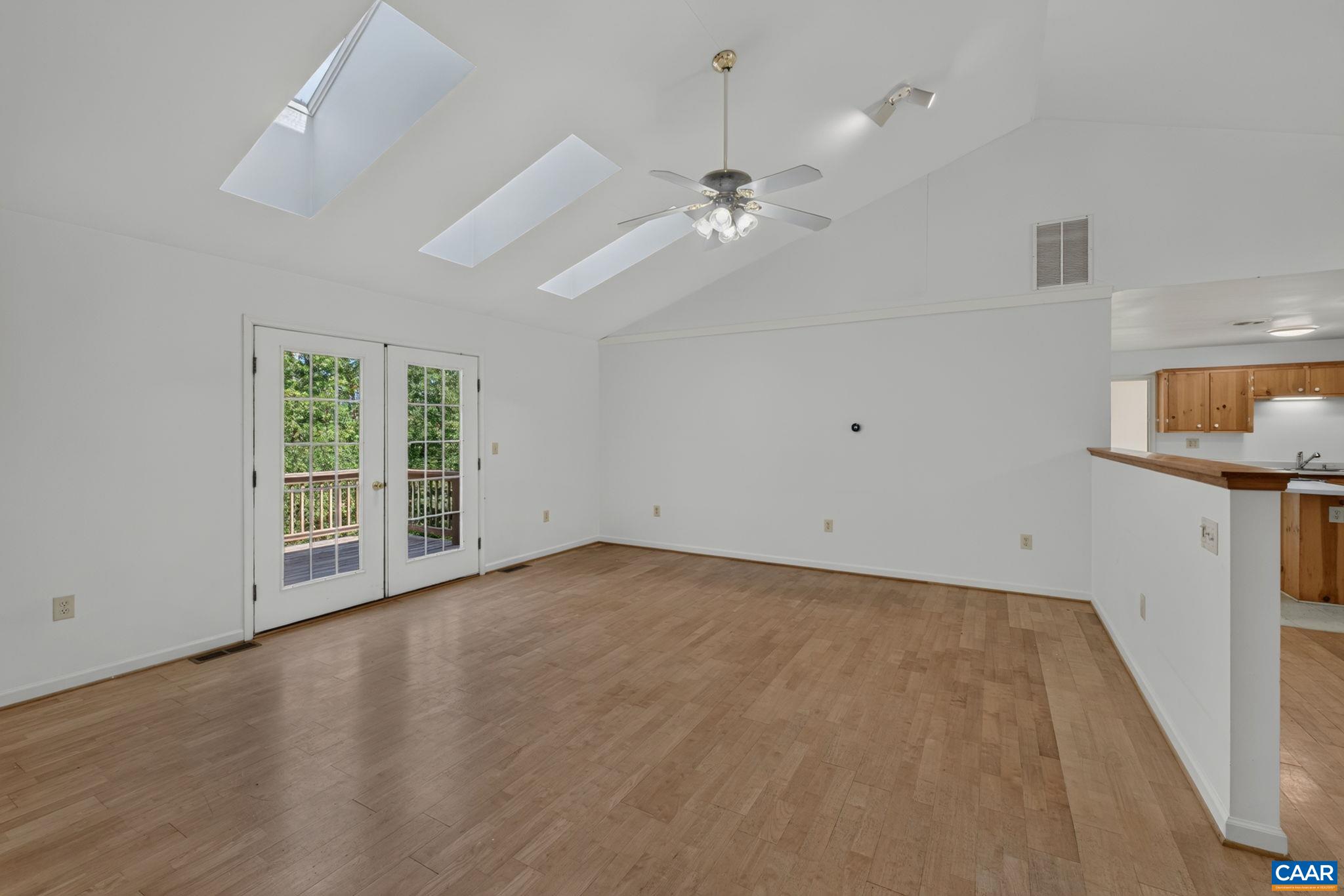 2270 JAMES RIVER RD, ESMONT, Virginia 22937, 3 Bedrooms Bedrooms, ,2 BathroomsBathrooms,Residential,2270 JAMES RIVER RD,683072 MLS # 683072 2270 JAMES RIVER RD, ESMONT, Virginia 22937, 3 Bedrooms Bedrooms, ,2 BathroomsBathrooms,Residential,2270 JAMES RIVER RD,683072 MLS # 683072