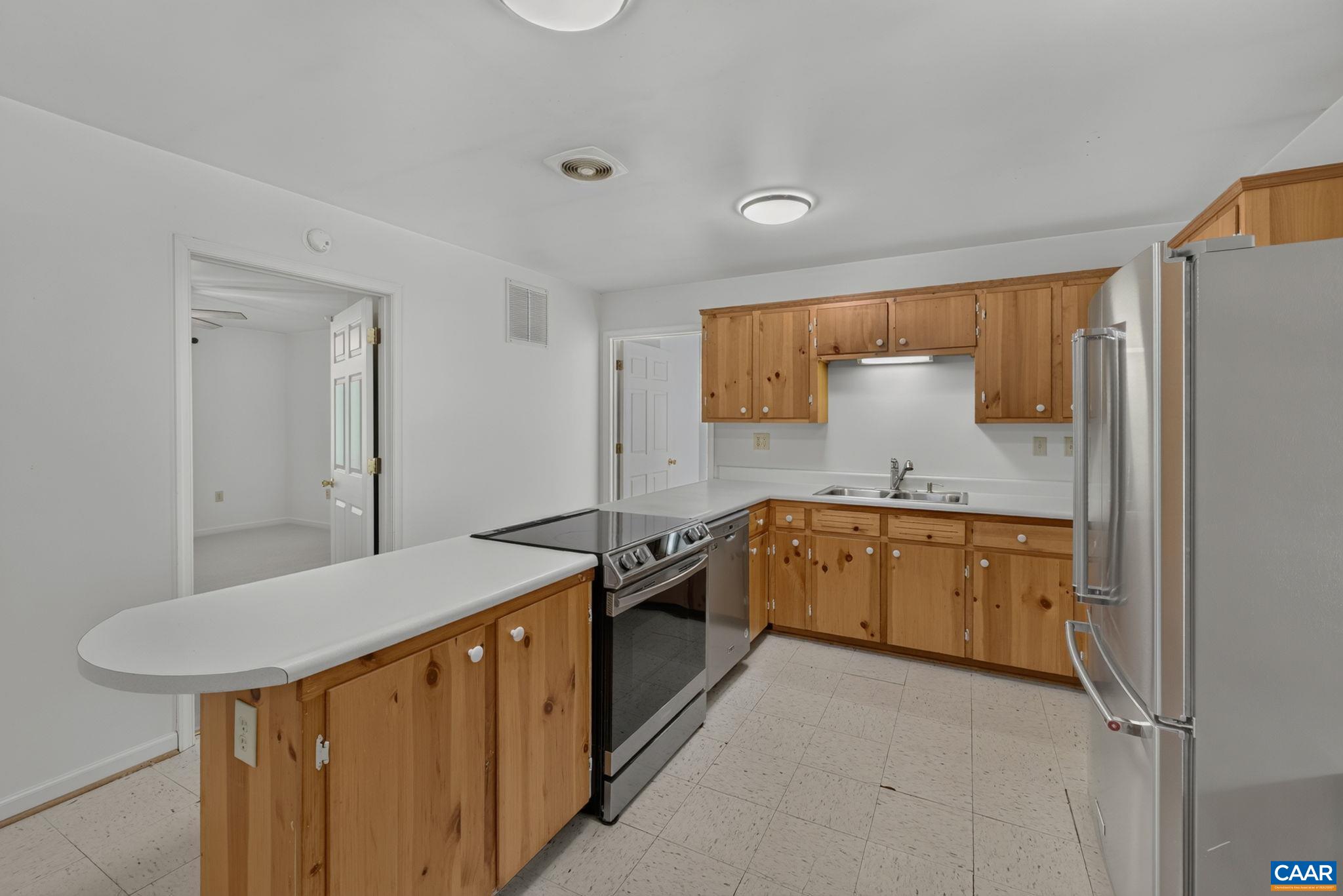2270 JAMES RIVER RD, ESMONT, Virginia 22937, 3 Bedrooms Bedrooms, ,2 BathroomsBathrooms,Residential,2270 JAMES RIVER RD,683072 MLS # 683072 2270 JAMES RIVER RD, ESMONT, Virginia 22937, 3 Bedrooms Bedrooms, ,2 BathroomsBathrooms,Residential,2270 JAMES RIVER RD,683072 MLS # 683072