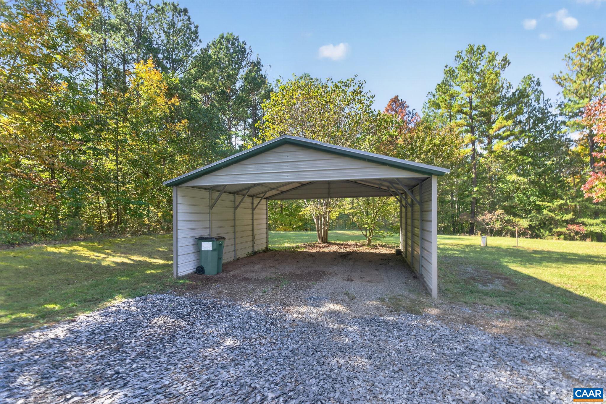 2270 JAMES RIVER RD, ESMONT, Virginia 22937, 3 Bedrooms Bedrooms, ,2 BathroomsBathrooms,Residential,2270 JAMES RIVER RD,683072 MLS # 683072 2270 JAMES RIVER RD, ESMONT, Virginia 22937, 3 Bedrooms Bedrooms, ,2 BathroomsBathrooms,Residential,2270 JAMES RIVER RD,683072 MLS # 683072