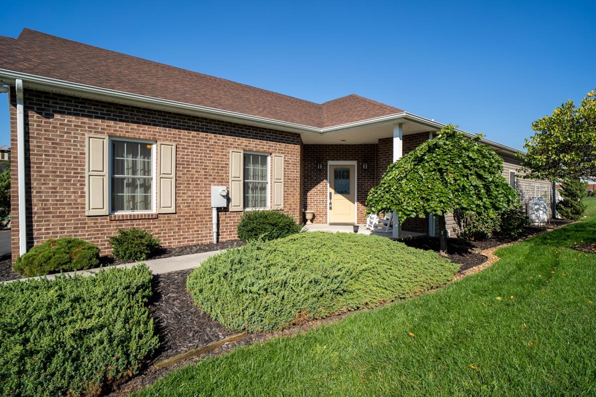 104 HOLLEN MILL CT, BRIDGEWATER, Virginia 22812, 3 Bedrooms Bedrooms, ,2 BathroomsBathrooms,Residential,104 HOLLEN MILL CT,683073 MLS # 683073 104 HOLLEN MILL CT, BRIDGEWATER, Virginia 22812, 3 Bedrooms Bedrooms, ,2 BathroomsBathrooms,Residential,104 HOLLEN MILL CT,683073 MLS # 683073