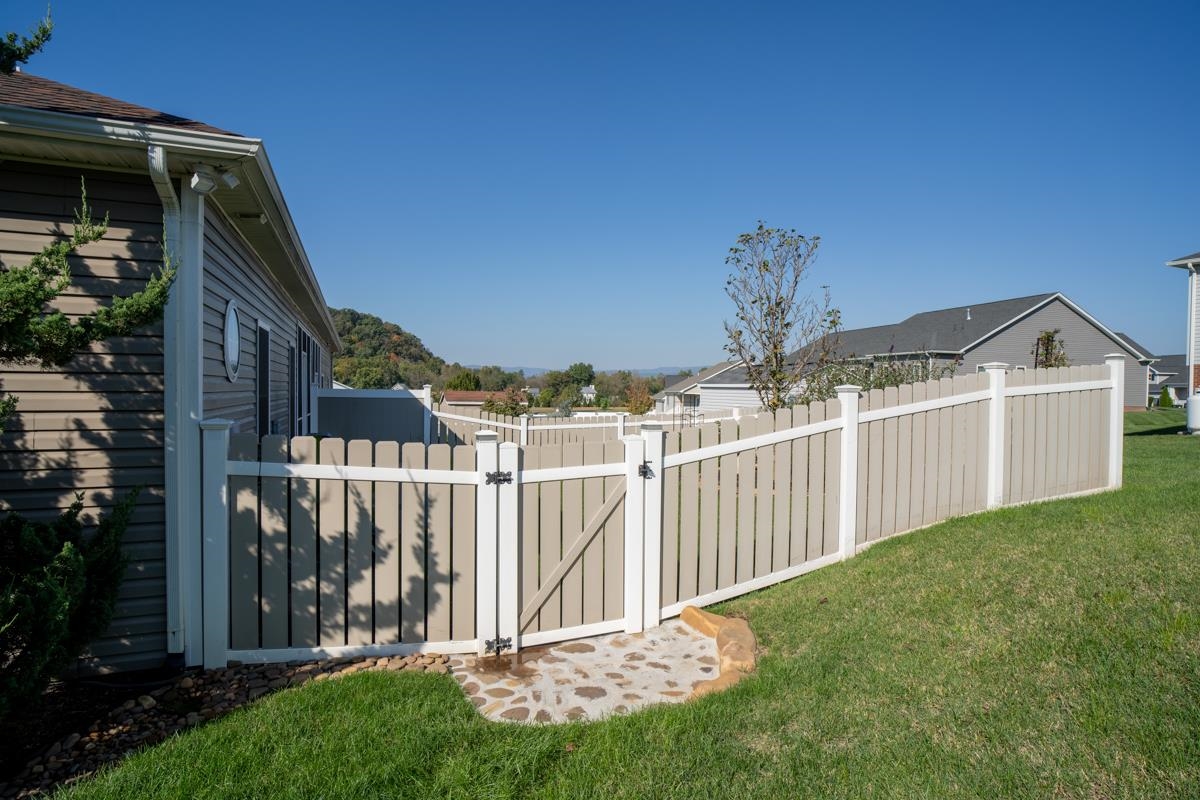 104 HOLLEN MILL CT, BRIDGEWATER, Virginia 22812, 3 Bedrooms Bedrooms, ,2 BathroomsBathrooms,Residential,104 HOLLEN MILL CT,683073 MLS # 683073 104 HOLLEN MILL CT, BRIDGEWATER, Virginia 22812, 3 Bedrooms Bedrooms, ,2 BathroomsBathrooms,Residential,104 HOLLEN MILL CT,683073 MLS # 683073
