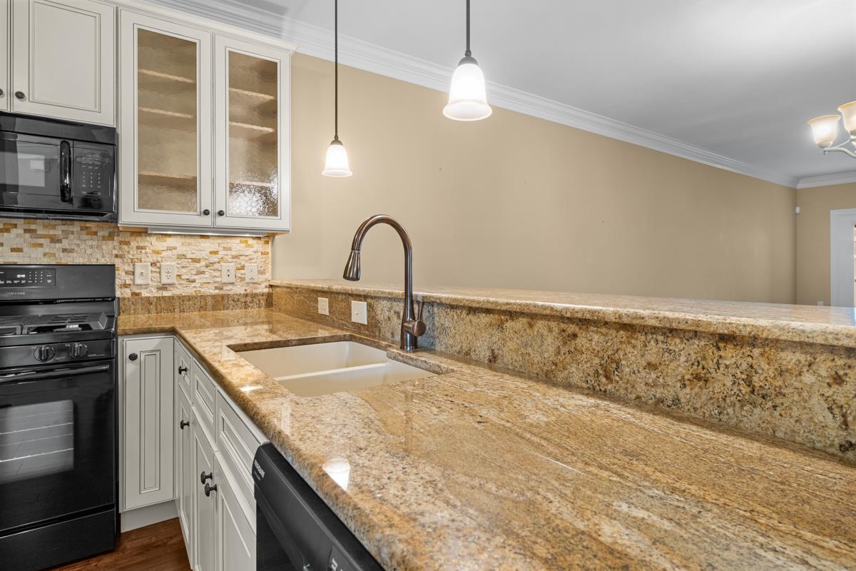 104 HOLLEN MILL CT, BRIDGEWATER, Virginia 22812, 3 Bedrooms Bedrooms, ,2 BathroomsBathrooms,Residential,104 HOLLEN MILL CT,683073 MLS # 683073 104 HOLLEN MILL CT, BRIDGEWATER, Virginia 22812, 3 Bedrooms Bedrooms, ,2 BathroomsBathrooms,Residential,104 HOLLEN MILL CT,683073 MLS # 683073