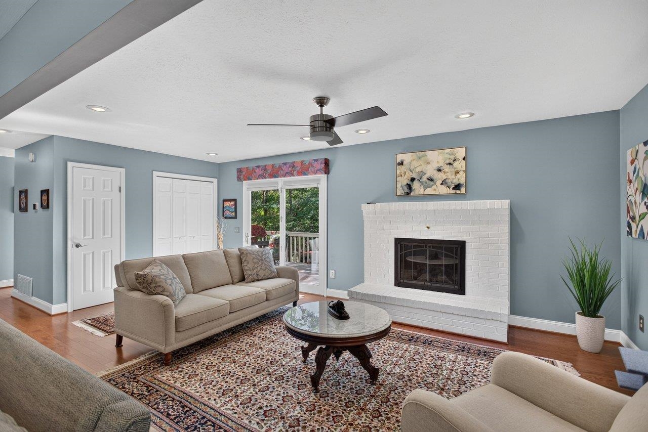 340 ELK LN, MCGAHEYSVILLE, Virginia 22840, 4 Bedrooms Bedrooms, ,2 BathroomsBathrooms,Residential,340 ELK LN,683075 MLS # 683075 340 ELK LN, MCGAHEYSVILLE, Virginia 22840, 4 Bedrooms Bedrooms, ,2 BathroomsBathrooms,Residential,340 ELK LN,683075 MLS # 683075