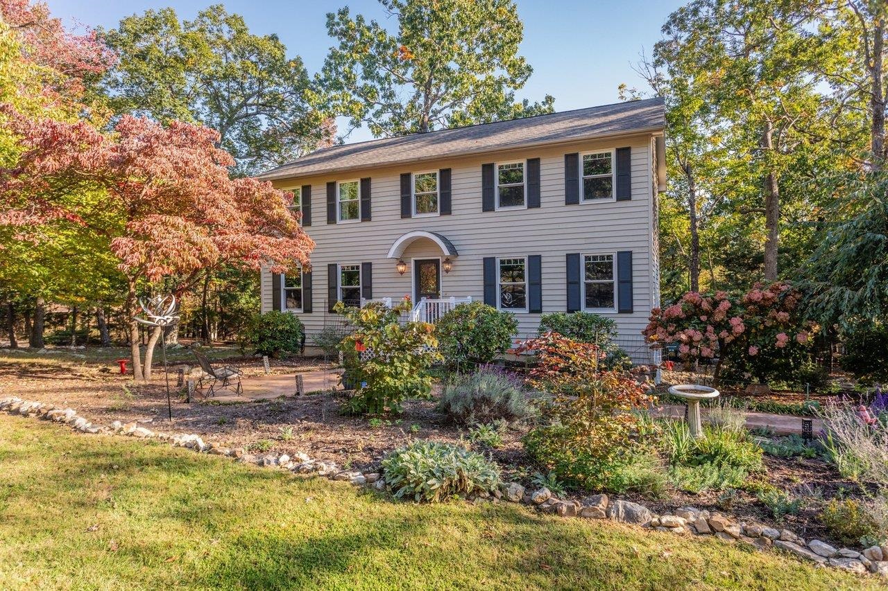 340 ELK LN, MCGAHEYSVILLE, Virginia 22840, 4 Bedrooms Bedrooms, ,2 BathroomsBathrooms,Residential,340 ELK LN,683075 MLS # 683075 340 ELK LN, MCGAHEYSVILLE, Virginia 22840, 4 Bedrooms Bedrooms, ,2 BathroomsBathrooms,Residential,340 ELK LN,683075 MLS # 683075