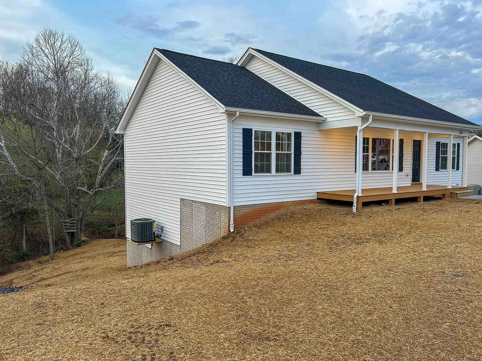 47 LOCUSTDALE LOOP, SHENANDOAH, Virginia 22849, 3 Bedrooms Bedrooms, ,2 BathroomsBathrooms,Residential,47 LOCUSTDALE LOOP,683078 MLS # 683078 47 LOCUSTDALE LOOP, SHENANDOAH, Virginia 22849, 3 Bedrooms Bedrooms, ,2 BathroomsBathrooms,Residential,47 LOCUSTDALE LOOP,683078 MLS # 683078