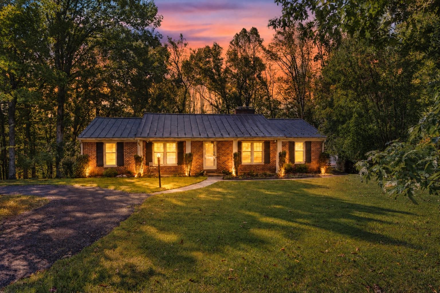 1285 CEDAR GATE RD, MONROE, Virginia 24574, 3 Bedrooms Bedrooms, ,3 BathroomsBathrooms,Residential,1285 Cedar Gate Road, Monroe, VA 24574,1285 CEDAR GATE RD,683088 MLS # 683088