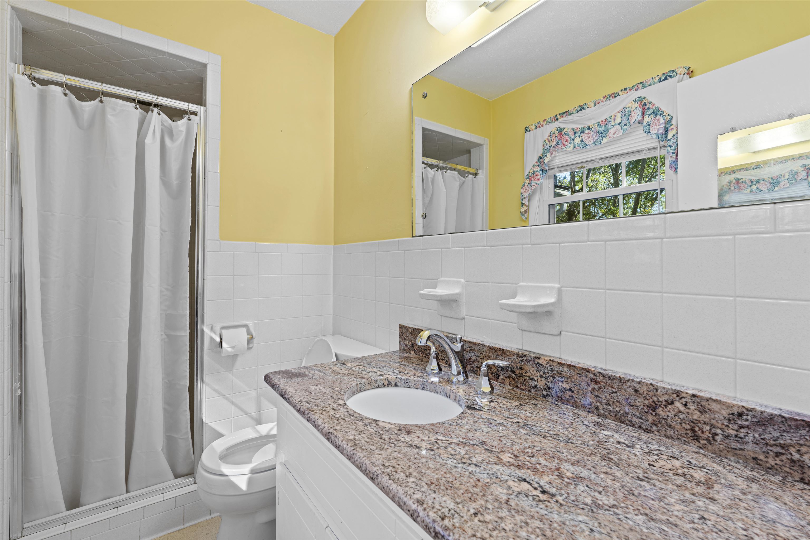 1285 CEDAR GATE RD, MONROE, Virginia 24574, 3 Bedrooms Bedrooms, ,3 BathroomsBathrooms,Residential,1285 Cedar Gate Road, Monroe, VA 24574,1285 CEDAR GATE RD,683088 MLS # 683088 1285 CEDAR GATE RD, MONROE, Virginia 24574, 3 Bedrooms Bedrooms, ,3 BathroomsBathrooms,Residential,1285 Cedar Gate Road, Monroe, VA 24574,1285 CEDAR GATE RD,683088 MLS # 683088