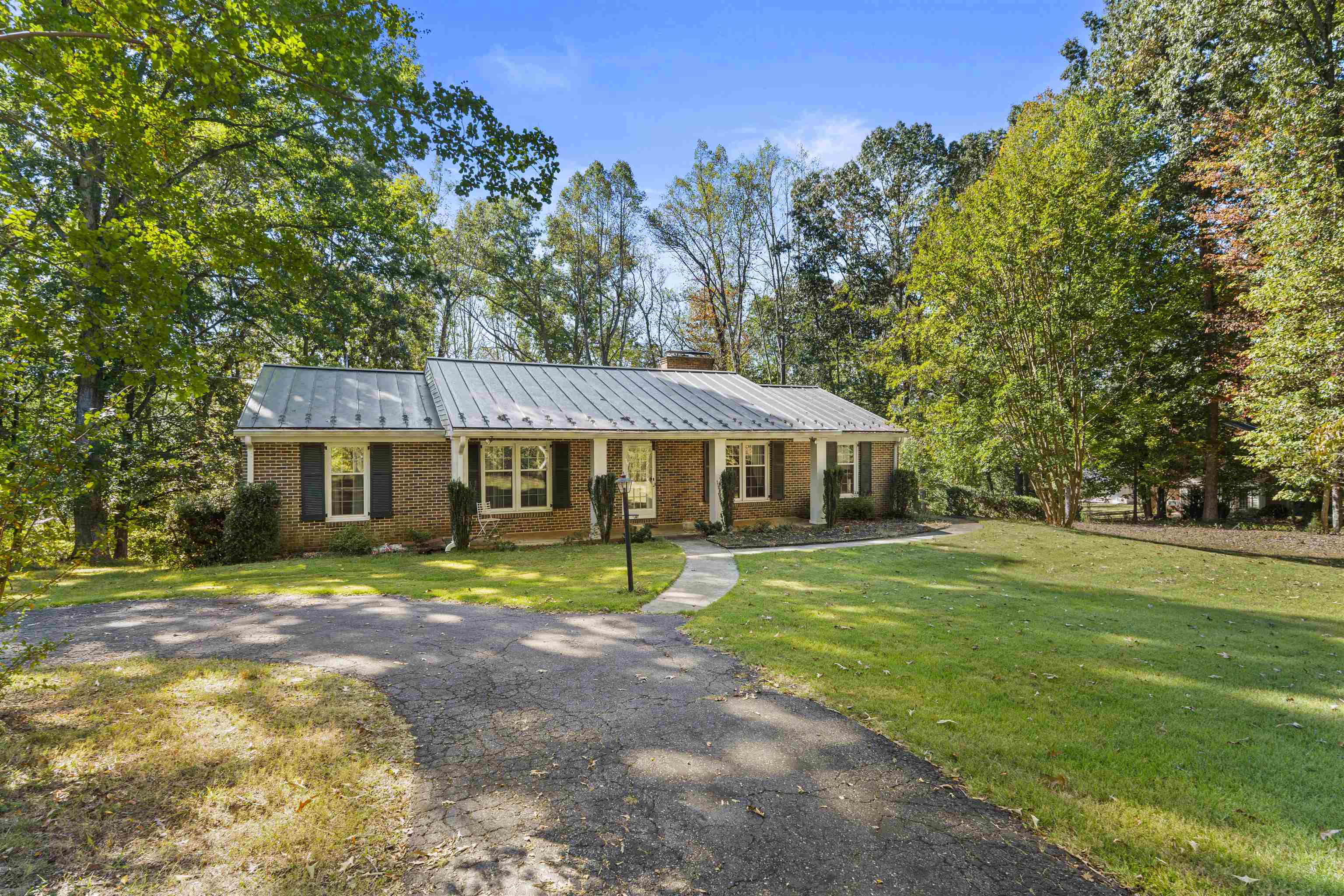 1285 CEDAR GATE RD, MONROE, Virginia 24574, 3 Bedrooms Bedrooms, ,3 BathroomsBathrooms,Residential,1285 Cedar Gate Road, Monroe, VA 24574,1285 CEDAR GATE RD,683088 MLS # 683088 1285 CEDAR GATE RD, MONROE, Virginia 24574, 3 Bedrooms Bedrooms, ,3 BathroomsBathrooms,Residential,1285 Cedar Gate Road, Monroe, VA 24574,1285 CEDAR GATE RD,683088 MLS # 683088